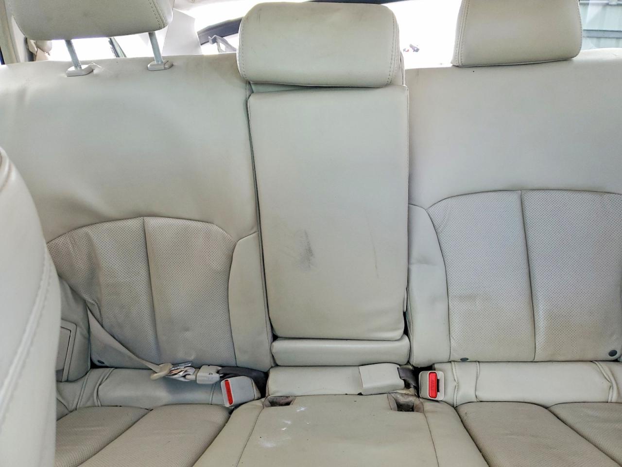 2011 Subaru Outback 2.5i Limited Green vin: 4S4BRCKCXB3354029