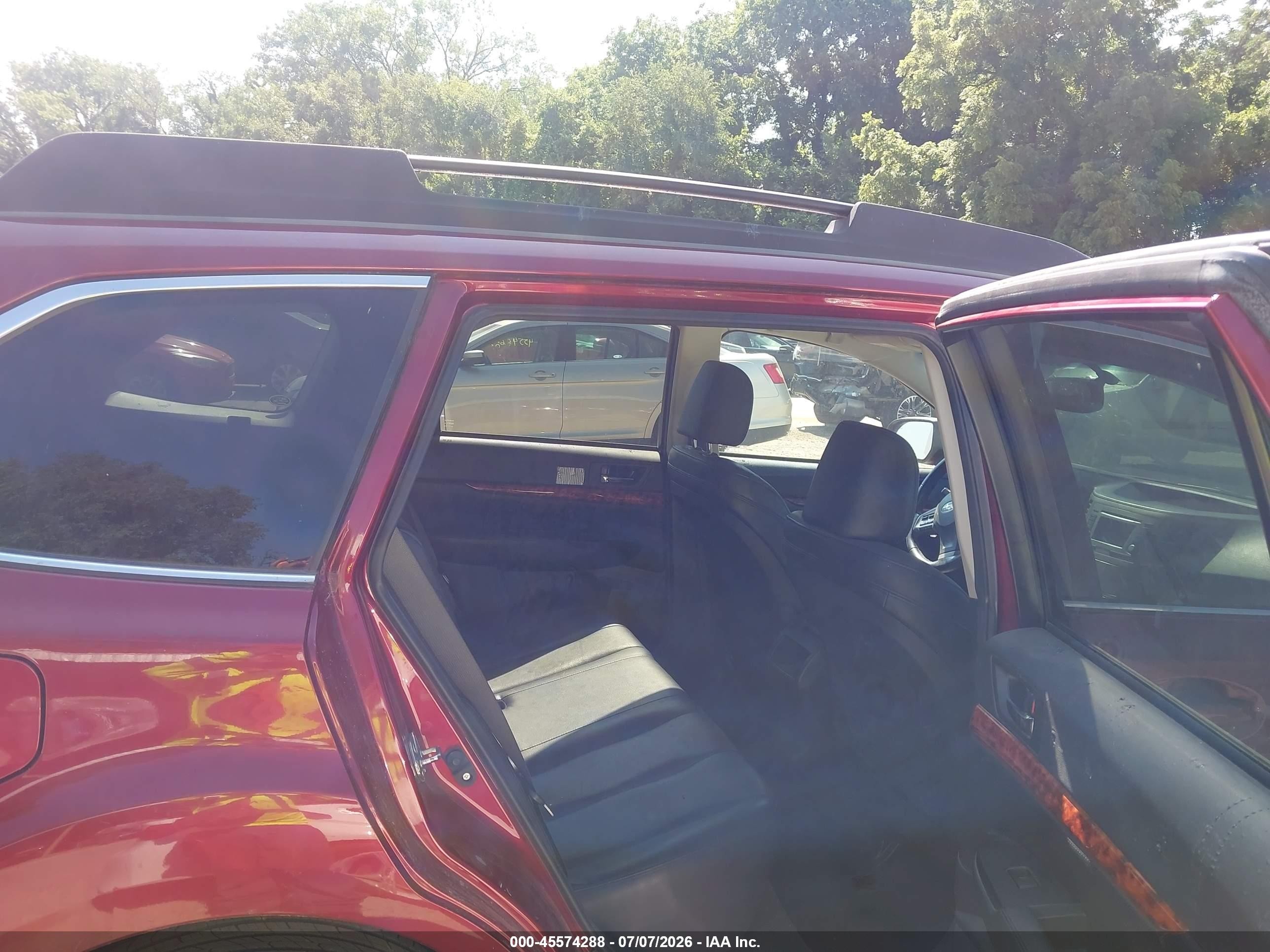 2012 Subaru Outback 2.5i Limited Maroon vin: 4S4BRCKCXC3268074