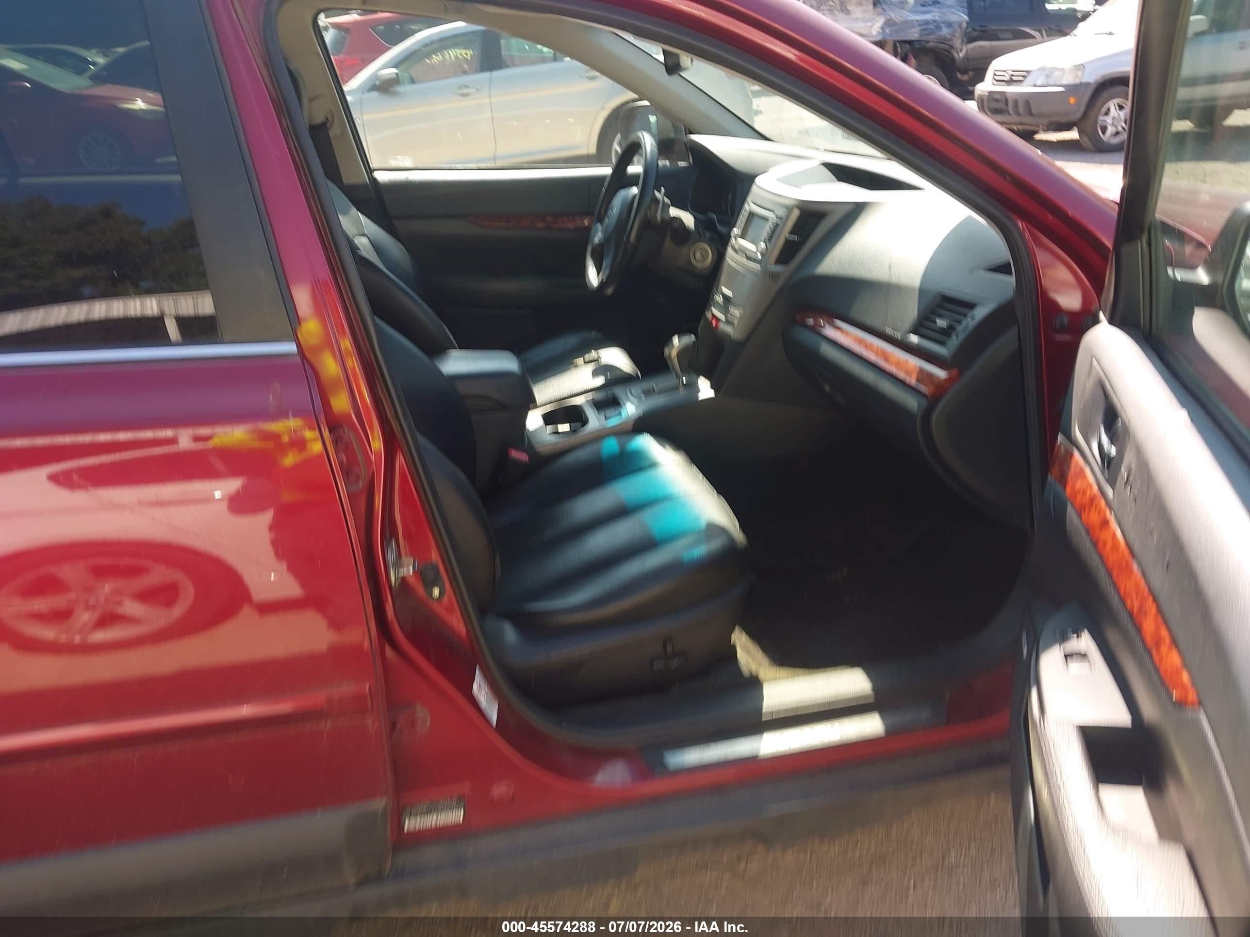 2012 Subaru Outback 2.5i Limited Maroon vin: 4S4BRCKCXC3268074