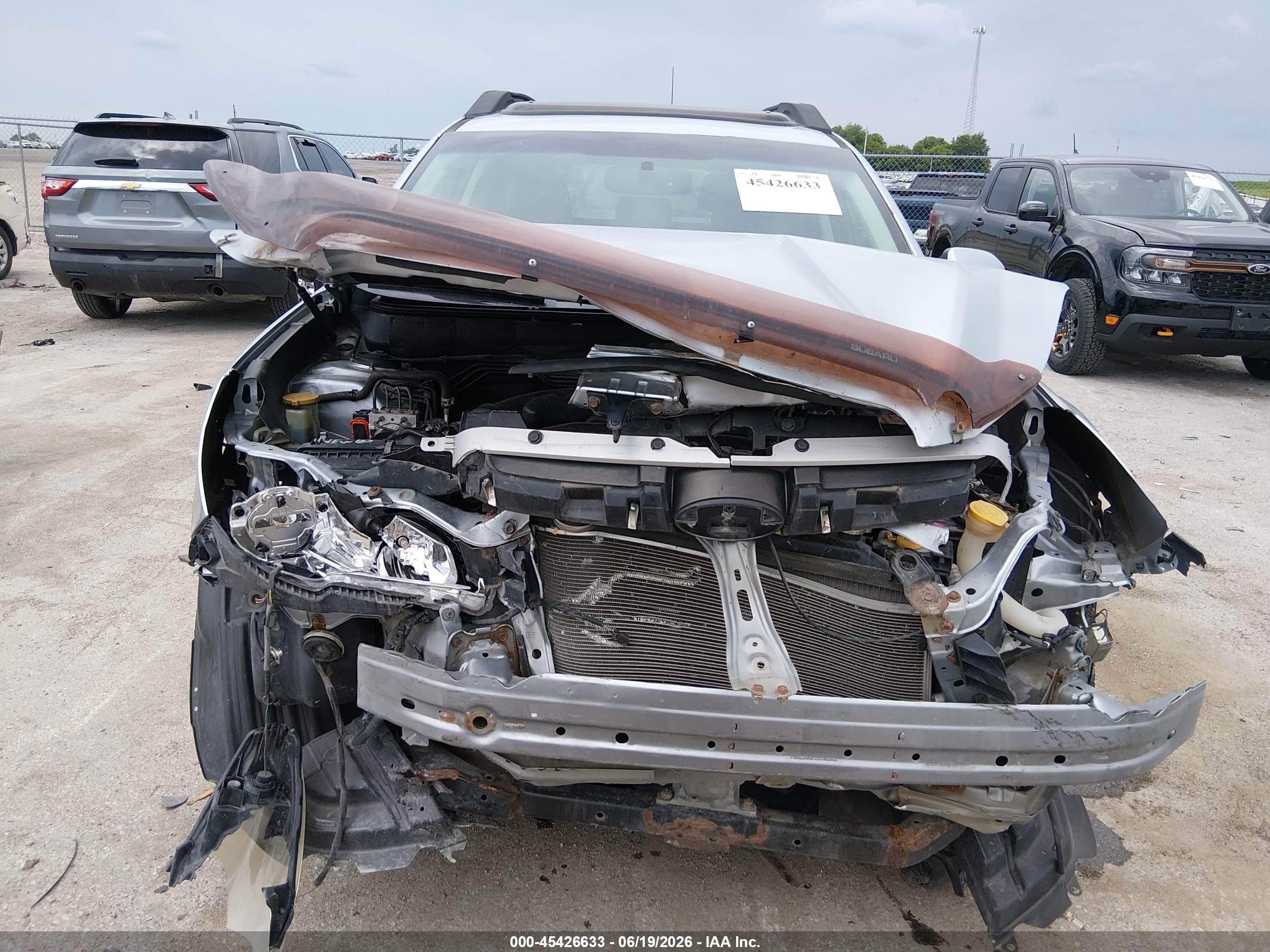 2013 Subaru Outback 2.5i Limited Серебряный vin: 4S4BRCKCXD3221080