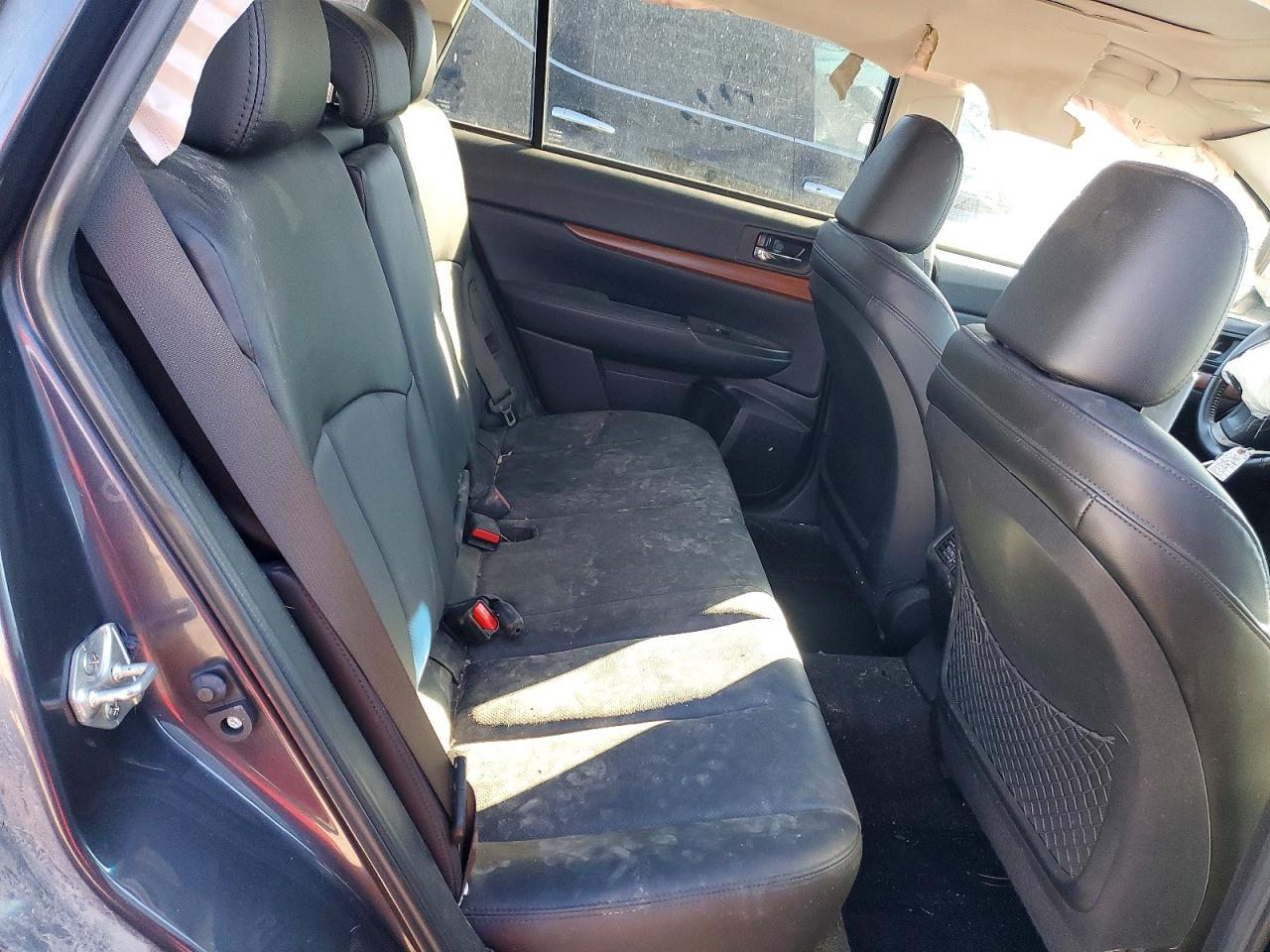 2013 Subaru Outback 2.5i Limited Черный vin: 4S4BRCKCXD3316173