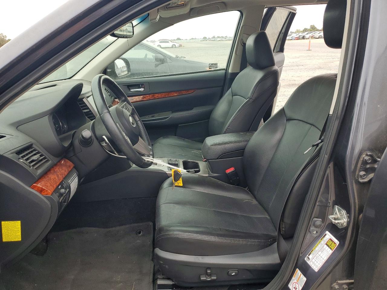 2011 Subaru Outback 2.5i Limited Black vin: 4S4BRCLC0B3367693