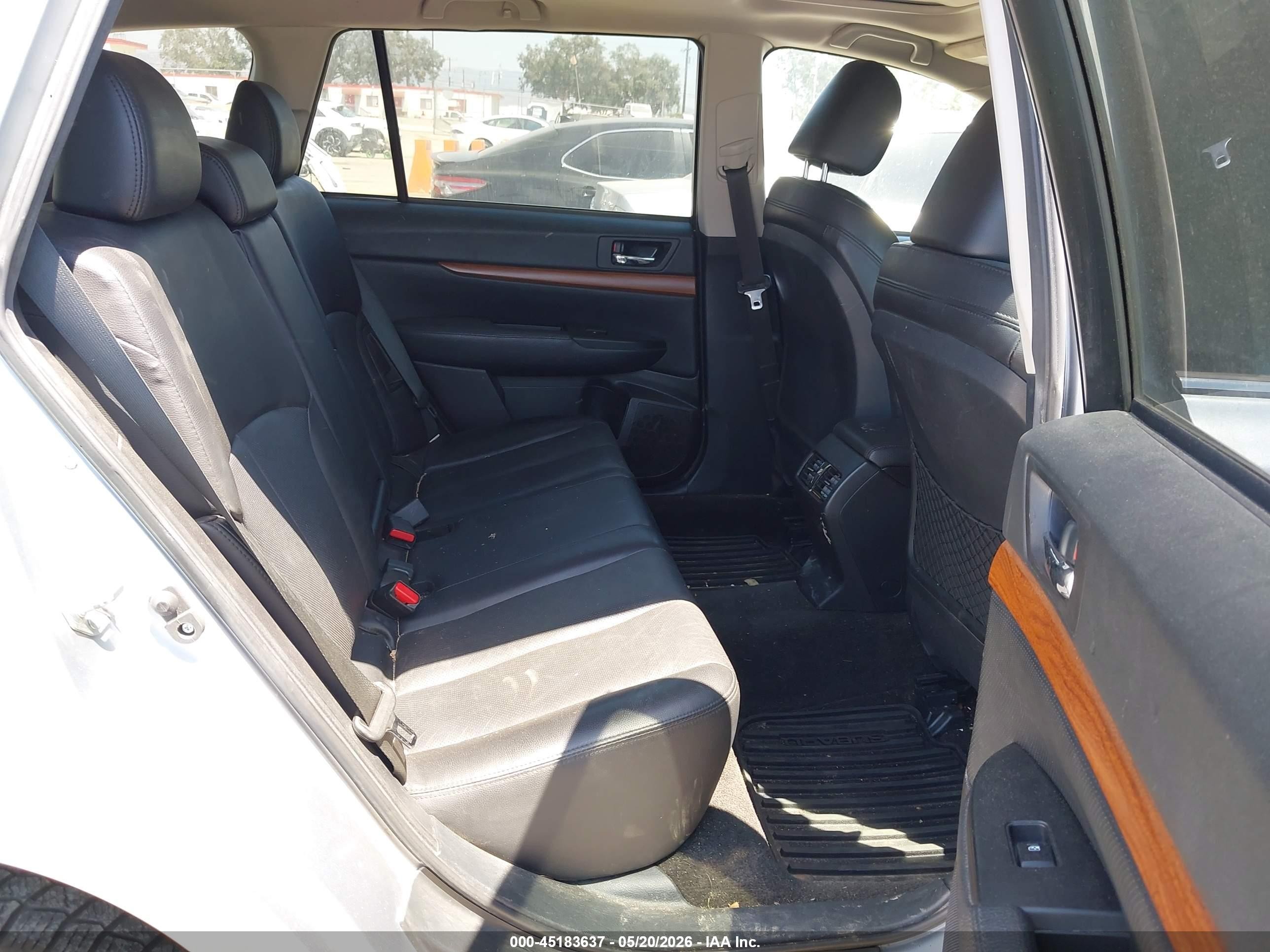 2013 Subaru Outback 2.5i Limited Light Blue vin: 4S4BRCLC0D3298930