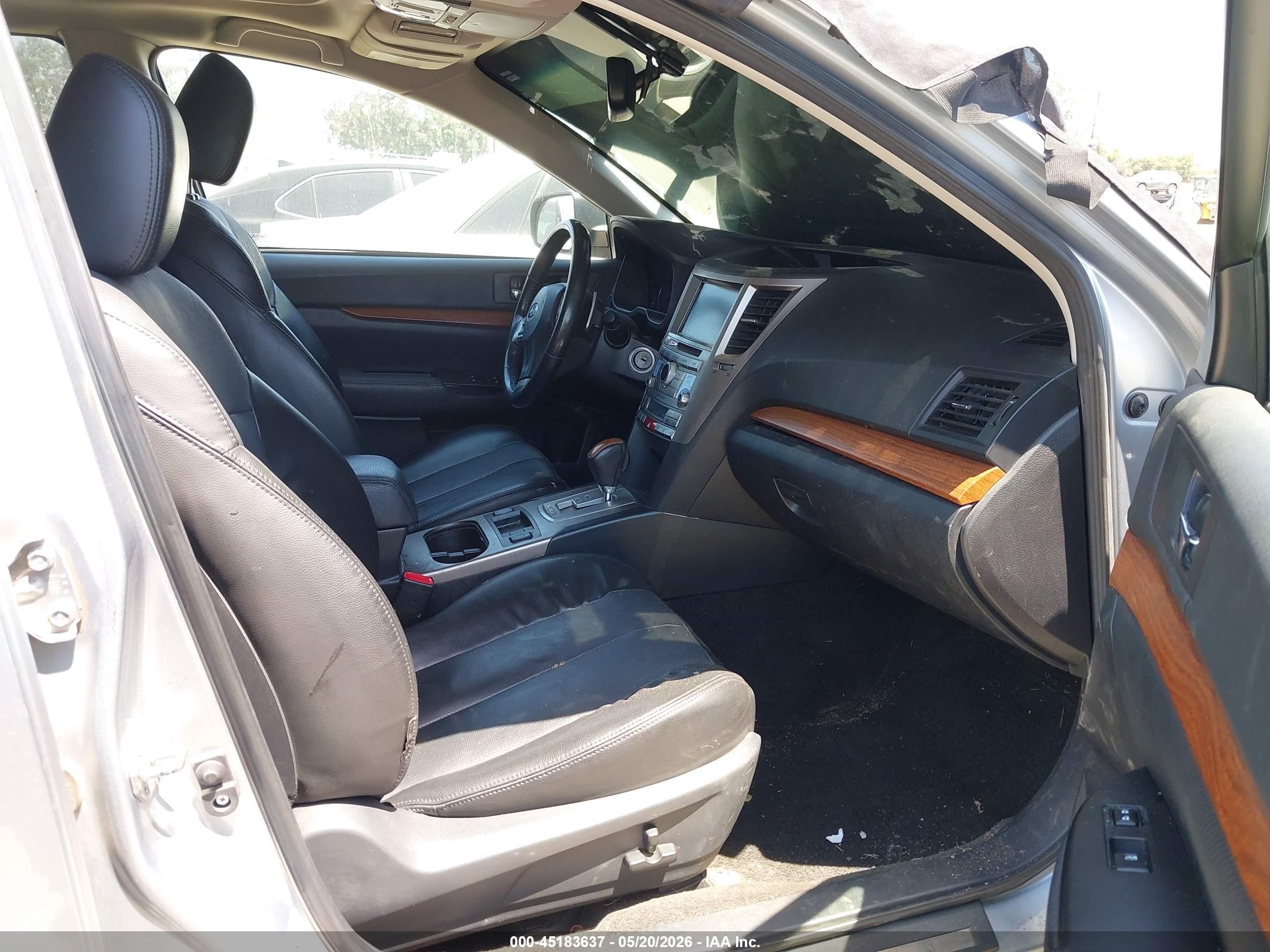 2013 Subaru Outback 2.5i Limited Light Blue vin: 4S4BRCLC0D3298930