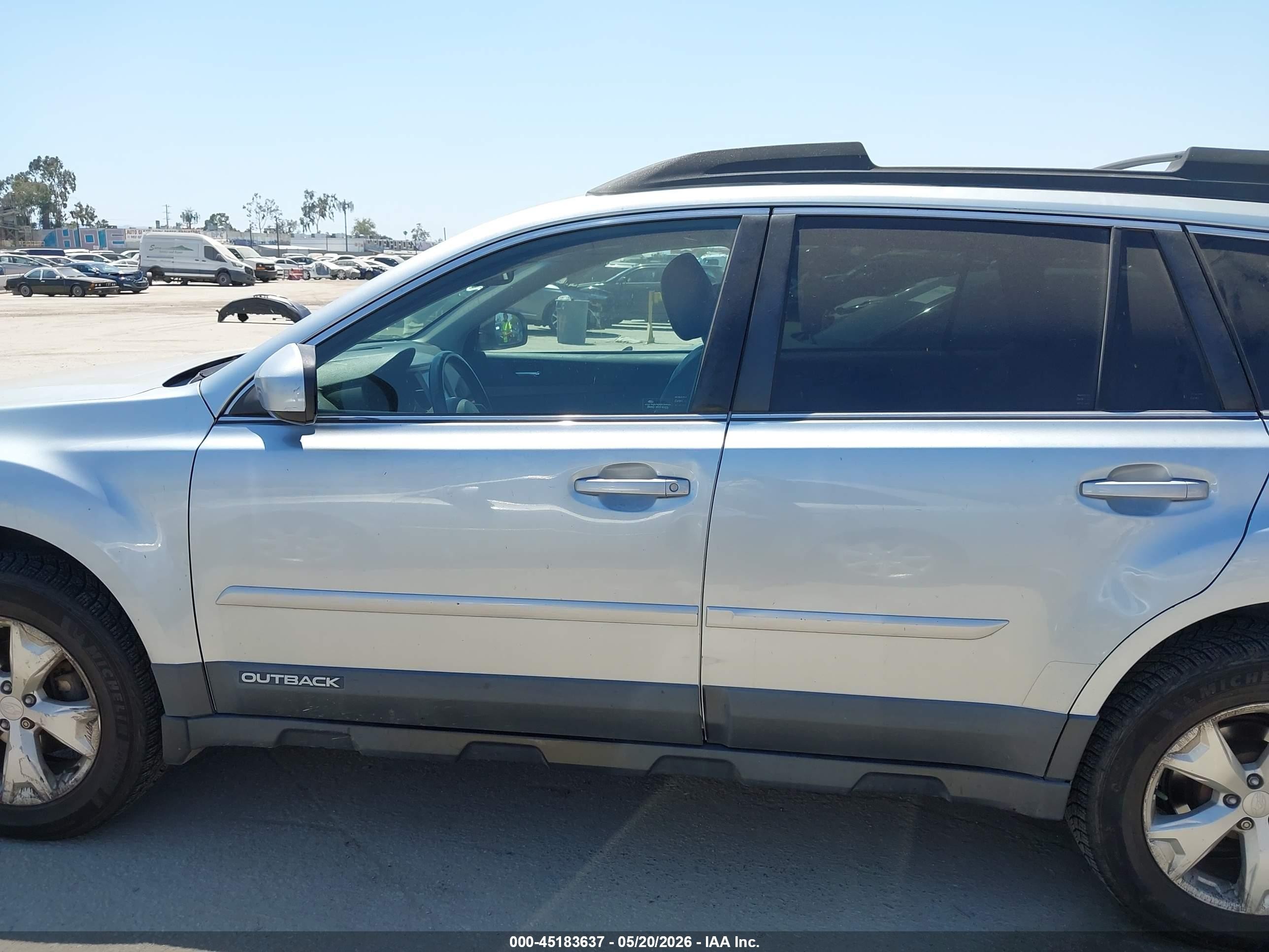 2013 Subaru Outback 2.5i Limited Light Blue vin: 4S4BRCLC0D3298930