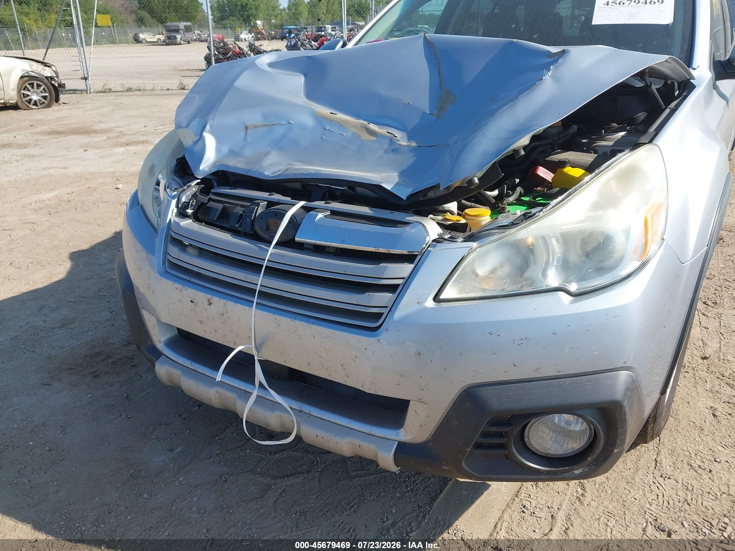 2014 Subaru Outback 2.5i Limited Light Blue vin: 4S4BRCLC0E3281515