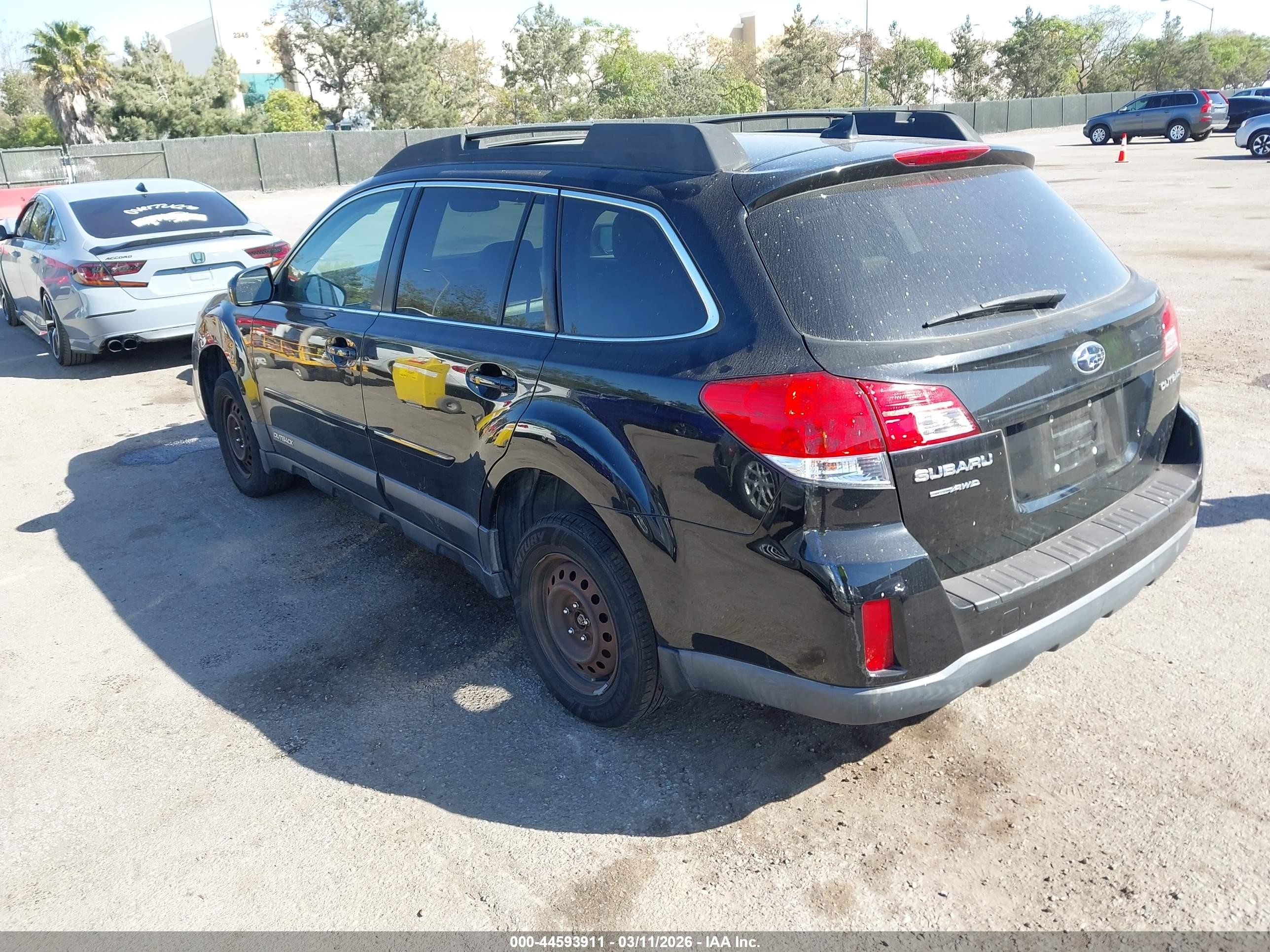 2013 Subaru Outback 2.5i Limited Black vin: 4S4BRCLC1D3201959
