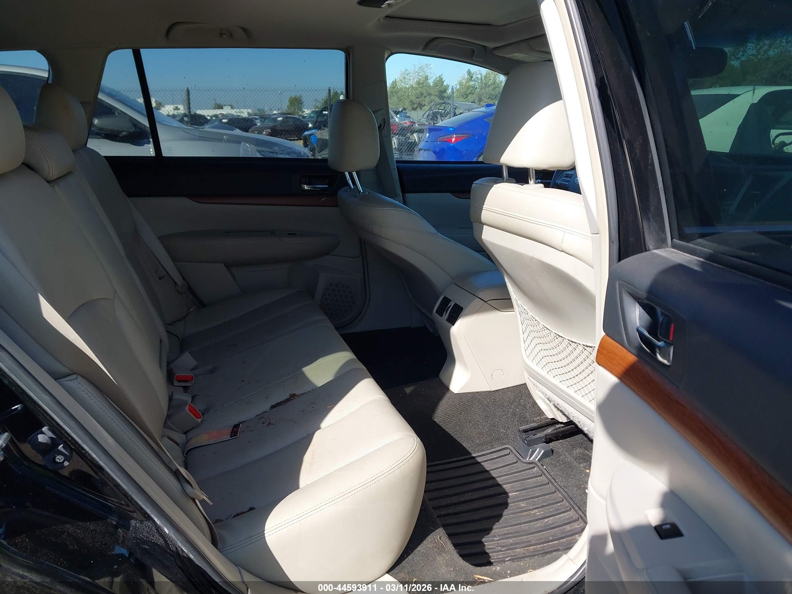 2013 Subaru Outback 2.5i Limited Black vin: 4S4BRCLC1D3201959