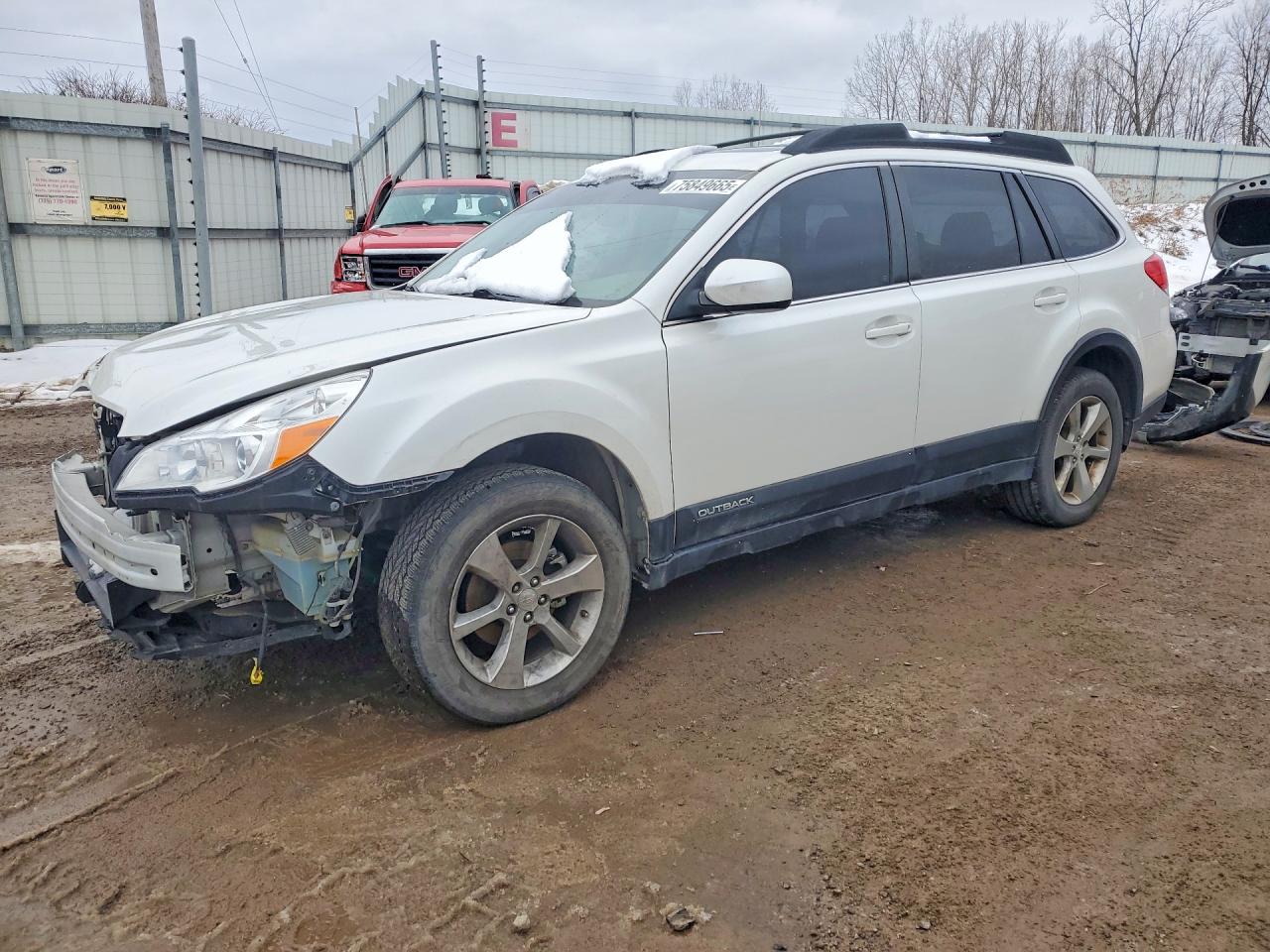 2014 Subaru Outback 2.5i Limited White vin: 4S4BRCLC1E3264223