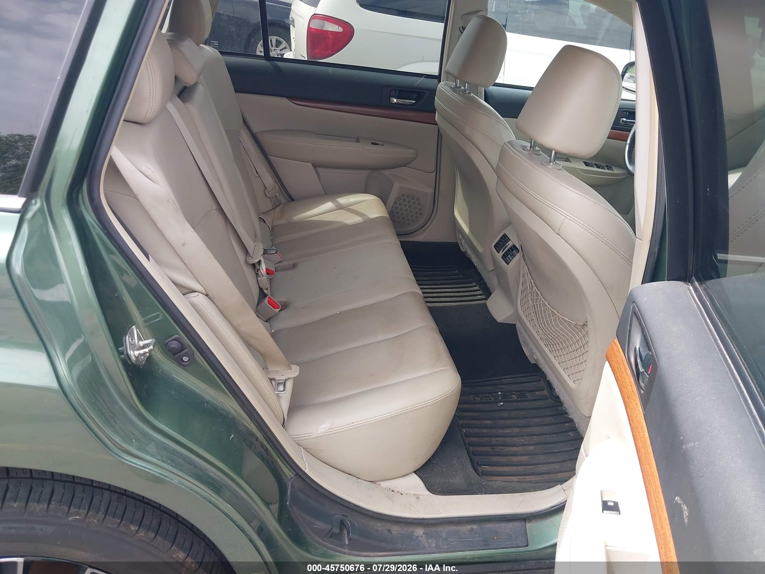 2013 Subaru Outback 2.5i Limited Green vin: 4S4BRCLC2D3270661