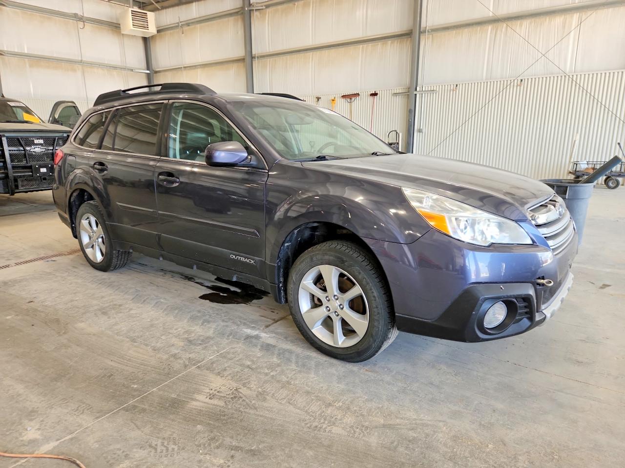 2014 Subaru Outback 2.5i Limited Gray vin: 4S4BRCLC2E3223566