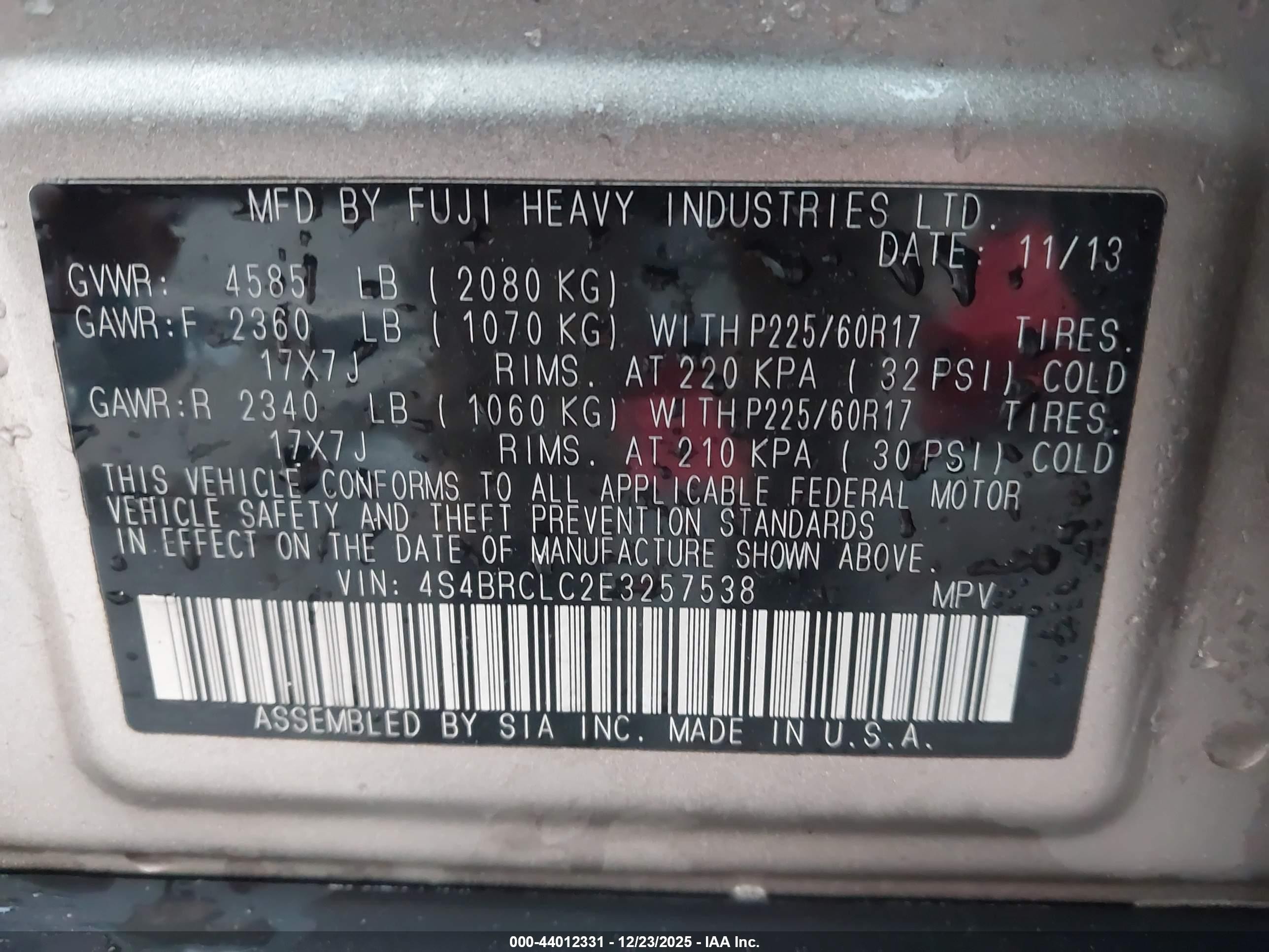 2014 Subaru Outback 2.5i Limited Silver vin: 4S4BRCLC2E3257538