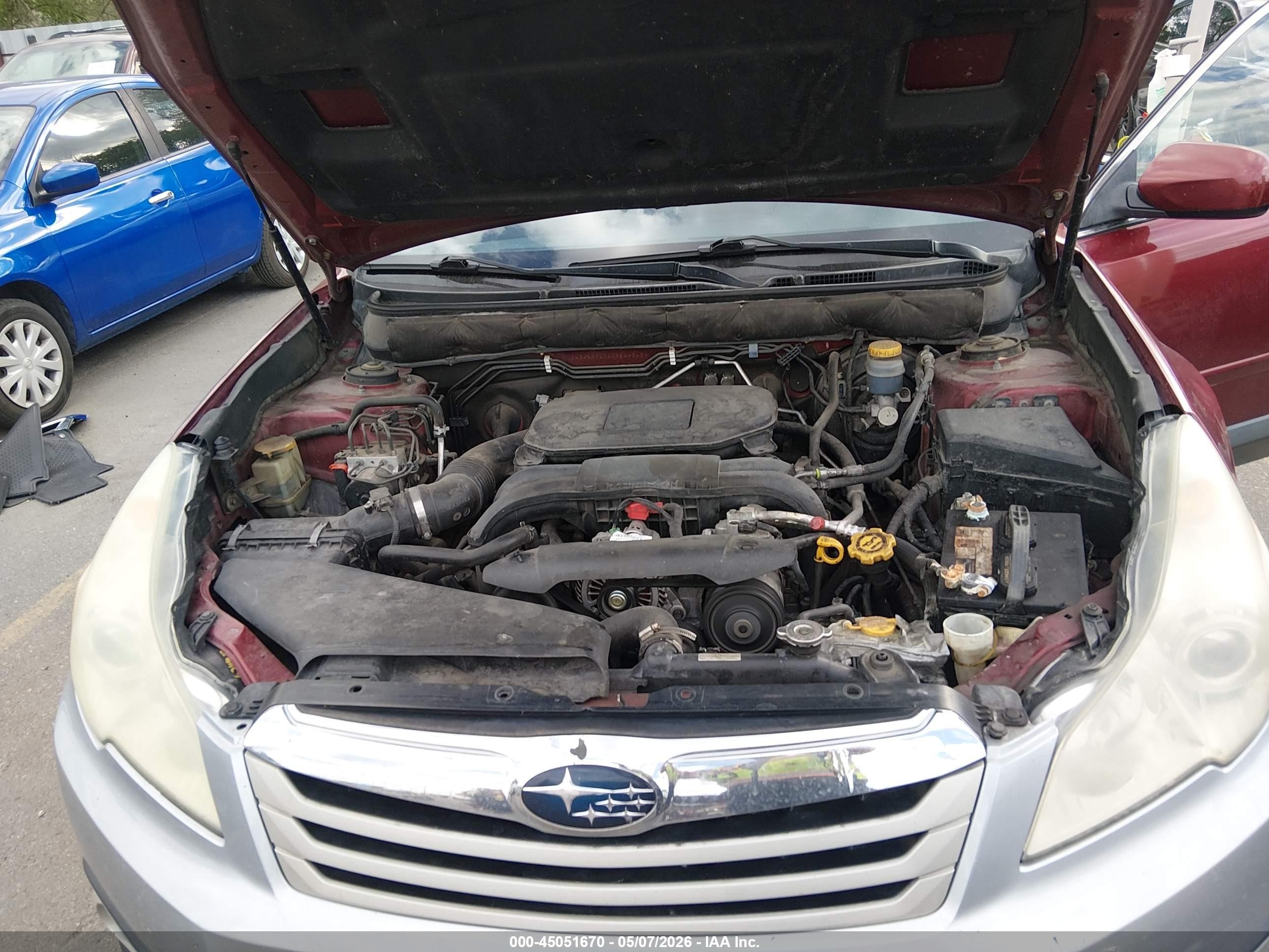 2012 Subaru Outback 2.5i Limited Burgundy vin: 4S4BRCLC4C3244545