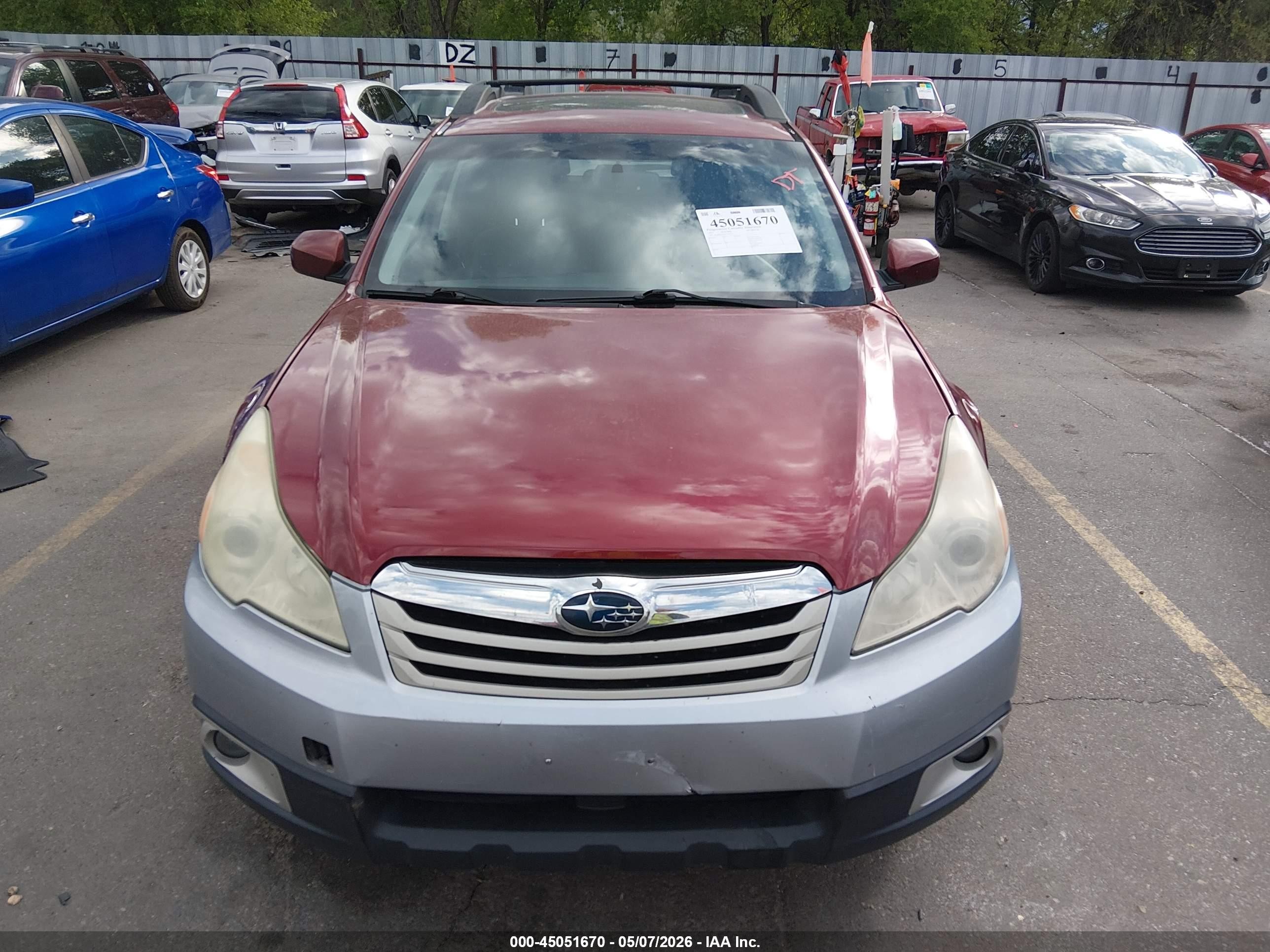 2012 Subaru Outback 2.5i Limited Burgundy vin: 4S4BRCLC4C3244545