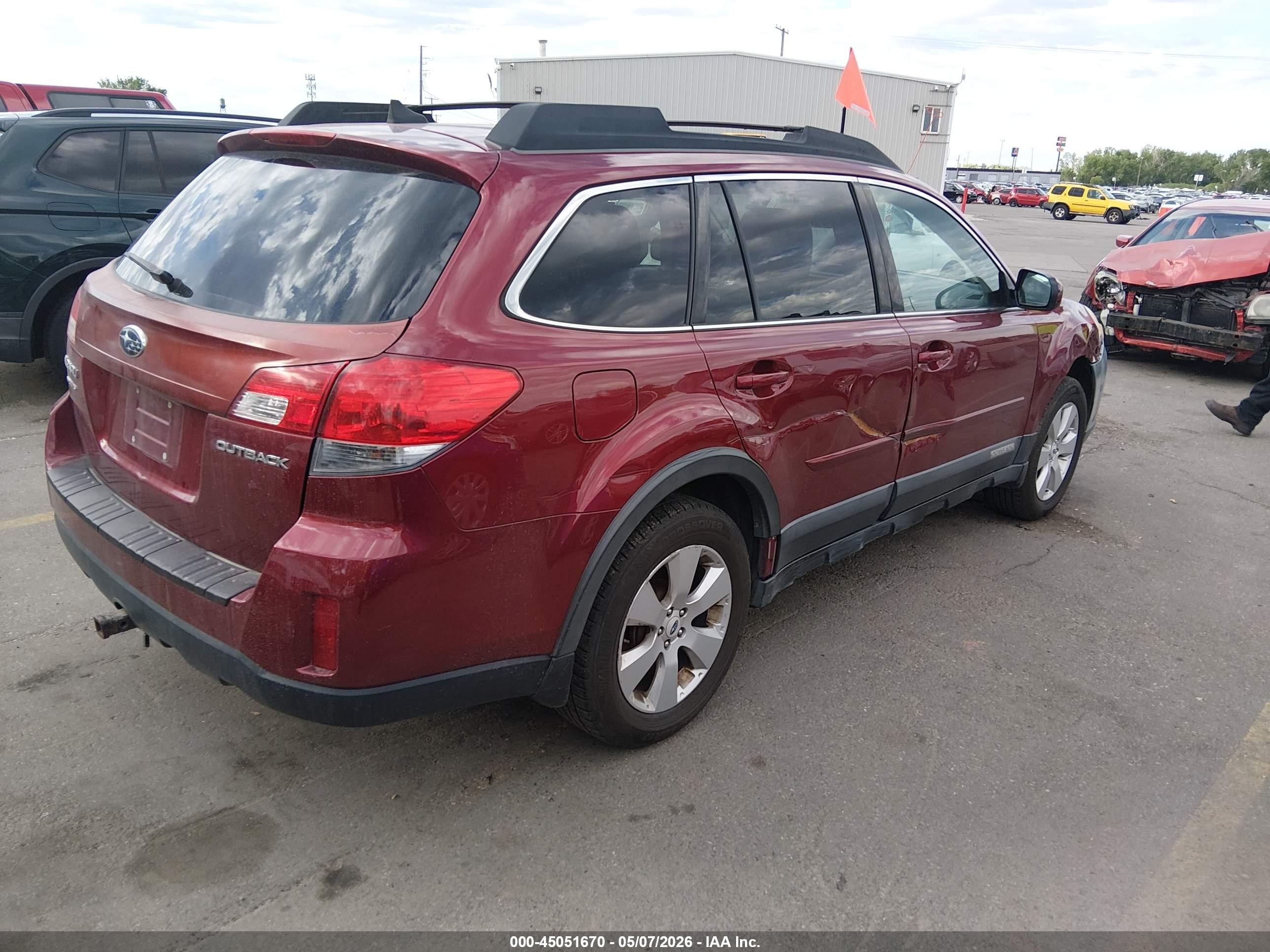 2012 Subaru Outback 2.5i Limited Burgundy vin: 4S4BRCLC4C3244545