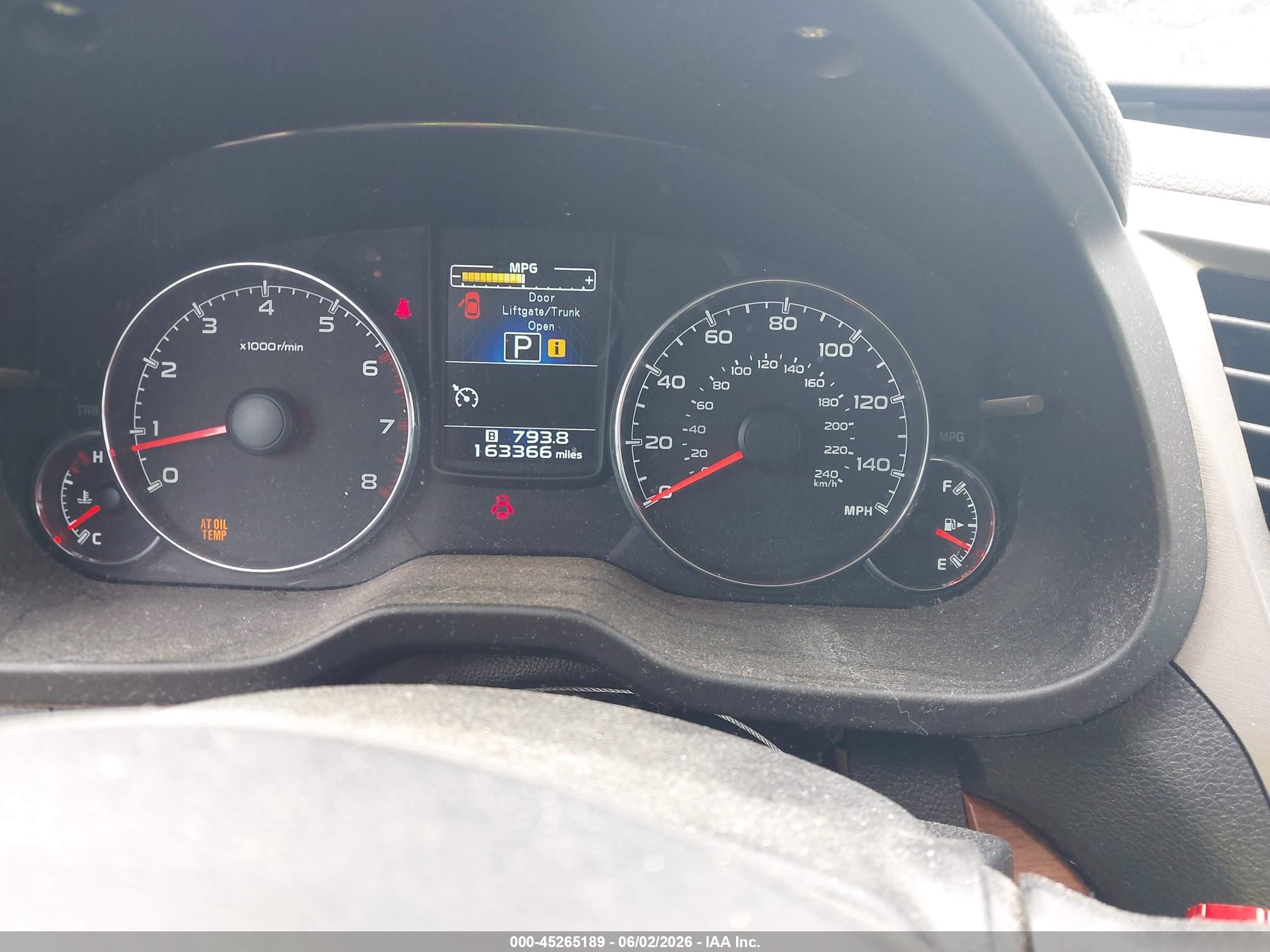 2013 Subaru Outback 2.5i Limited Серебряный vin: 4S4BRCLC4D3223616
