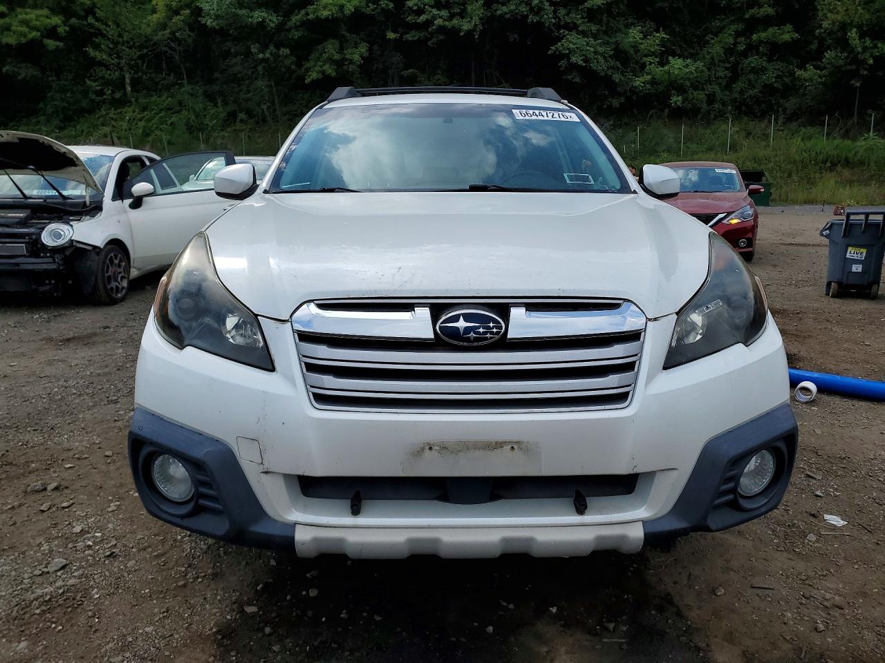 2013 Subaru Outback 2.5i Limited White vin: 4S4BRCLC4D3289566