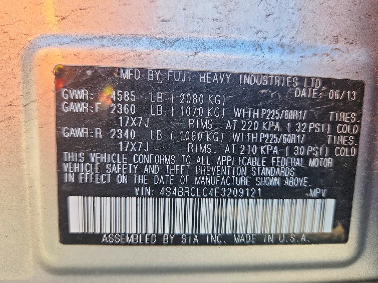 2014 Subaru Outback 2.5i Limited Silver vin: 4S4BRCLC4E3209121
