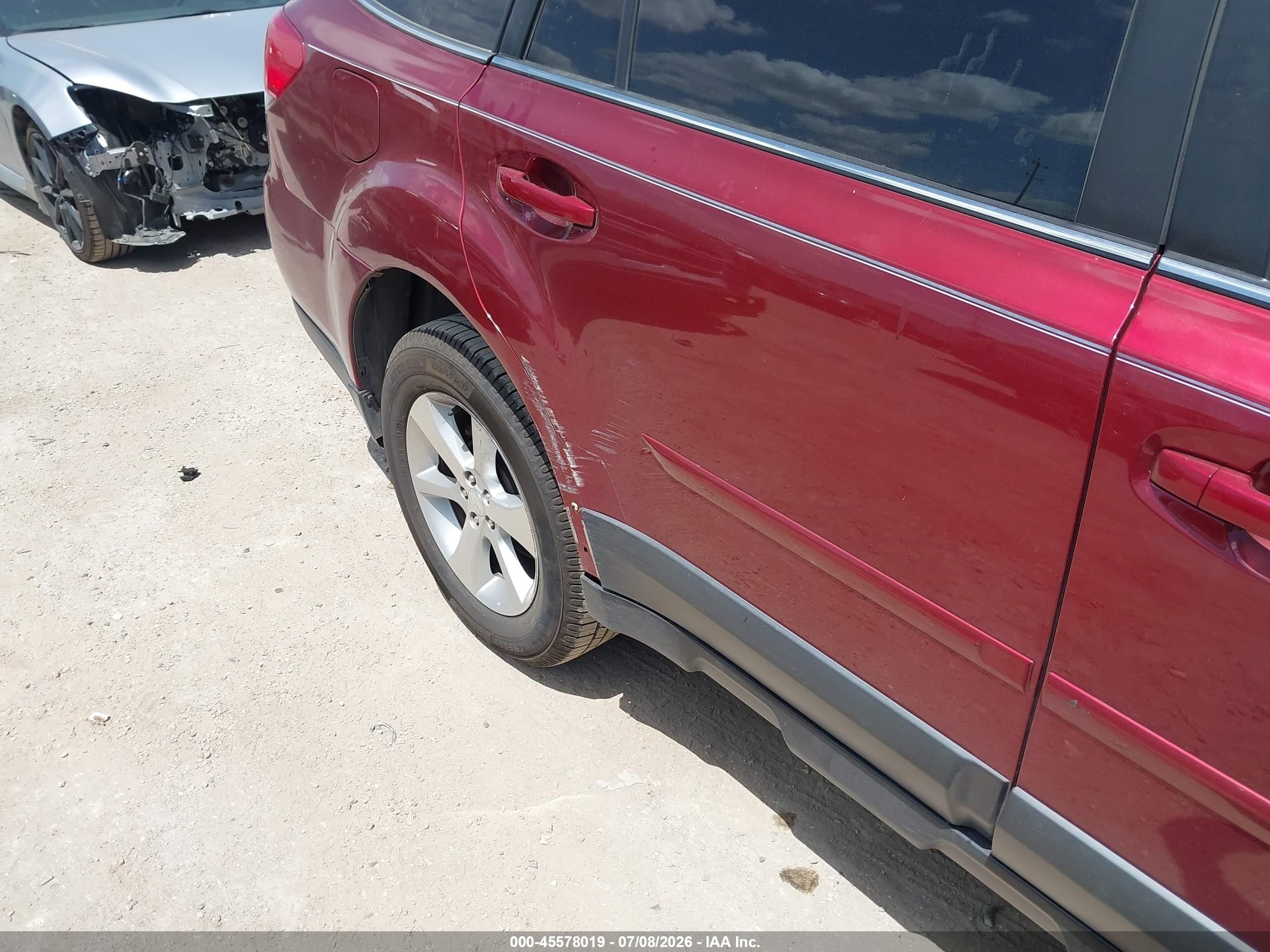 2014 Subaru Outback 2.5i Limited Red vin: 4S4BRCLC4E3226209