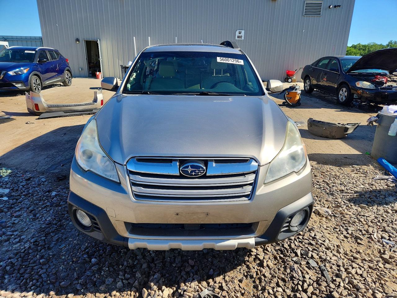 2014 Subaru Outback 2.5i Limited Silver vin: 4S4BRCLC4E3307548