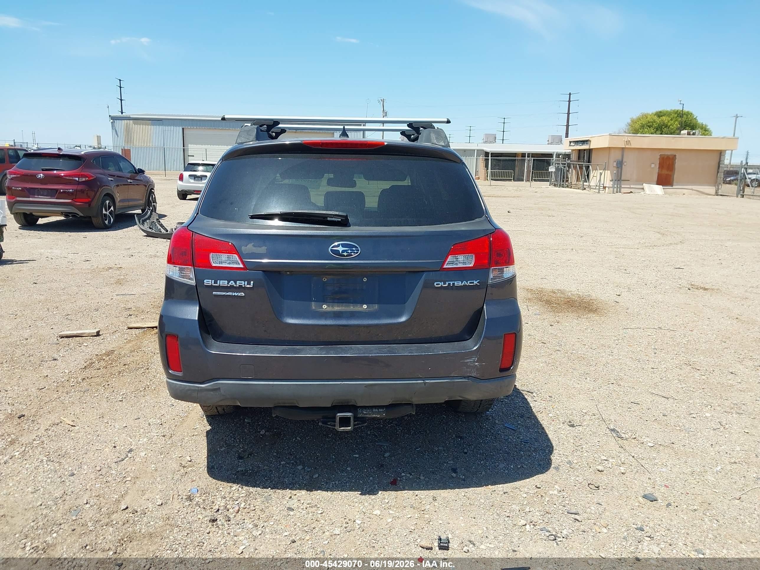 2011 Subaru Outback 2.5i Limited Gray vin: 4S4BRCLC5B3328615