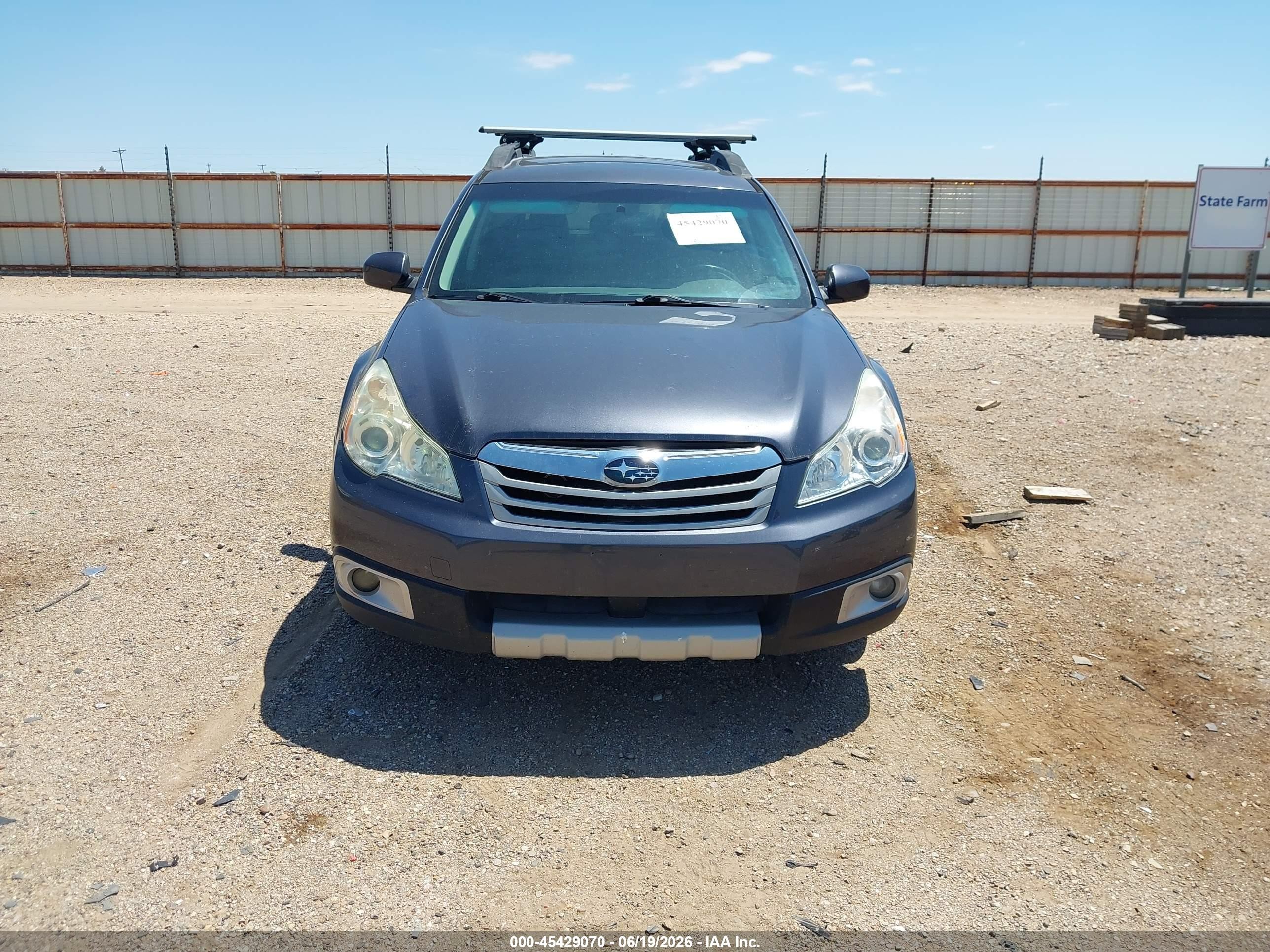 2011 Subaru Outback 2.5i Limited Gray vin: 4S4BRCLC5B3328615