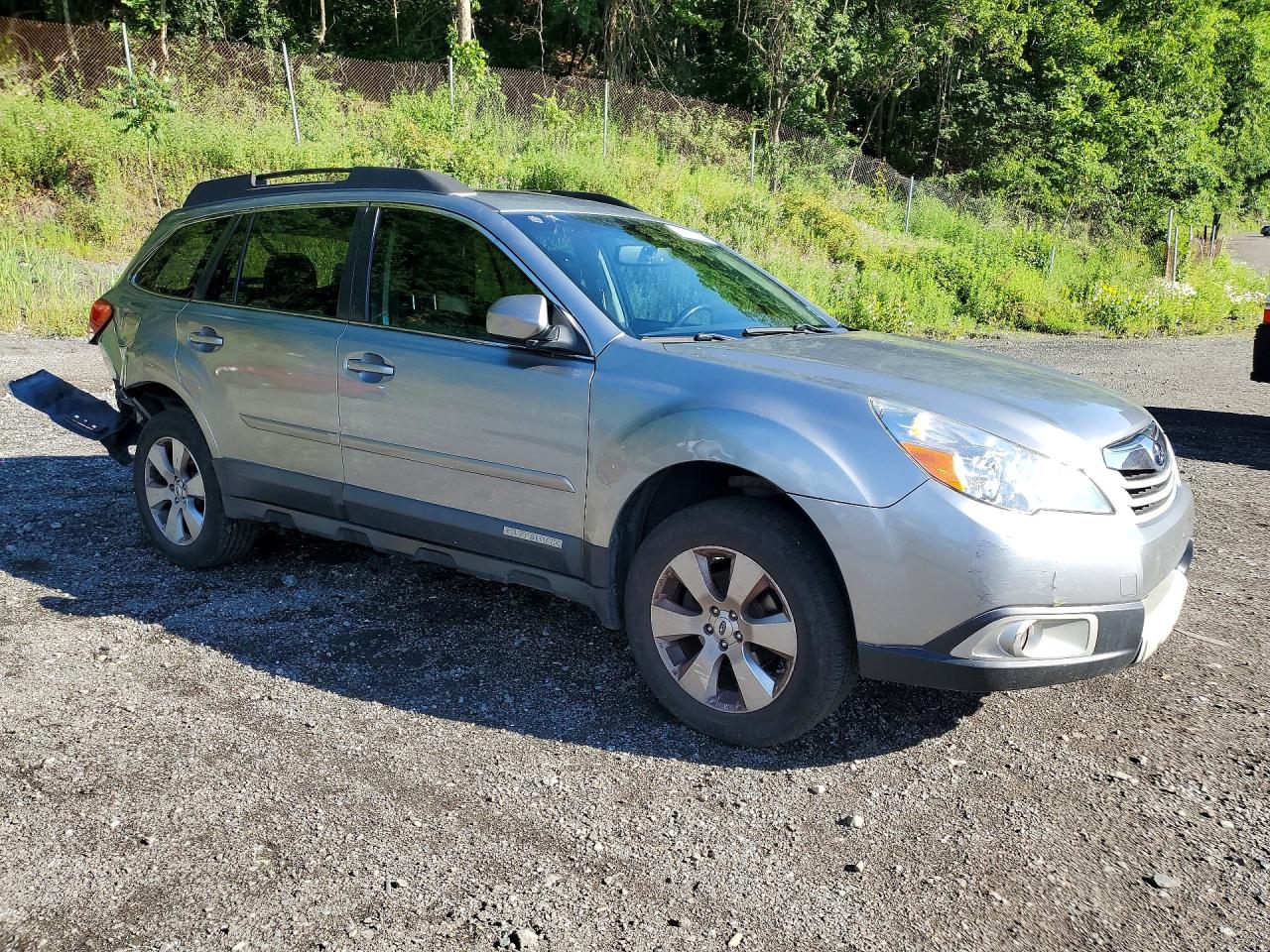 2011 Subaru Outback 2.5i Limited Silver vin: 4S4BRCLC5B3433123