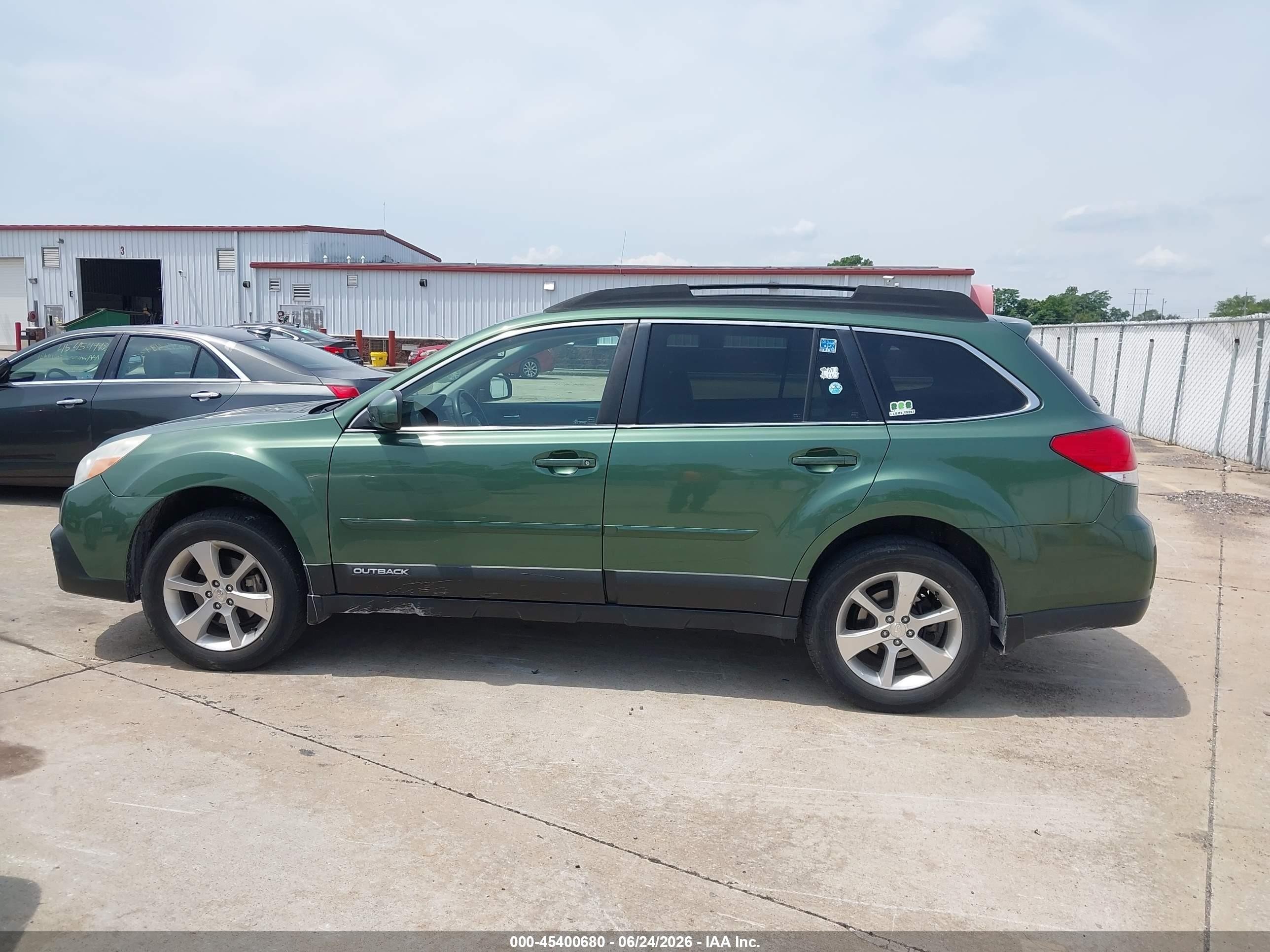 2014 Subaru Outback 2.5i Limited Green vin: 4S4BRCLC6E3209878