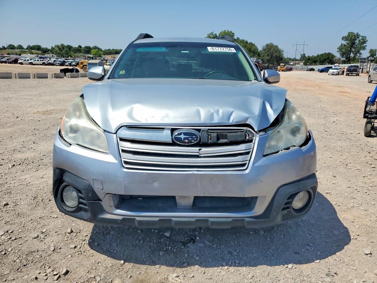 2014 Subaru Outback 2.5i Limited Silver vin: 4S4BRCLC6E3234683