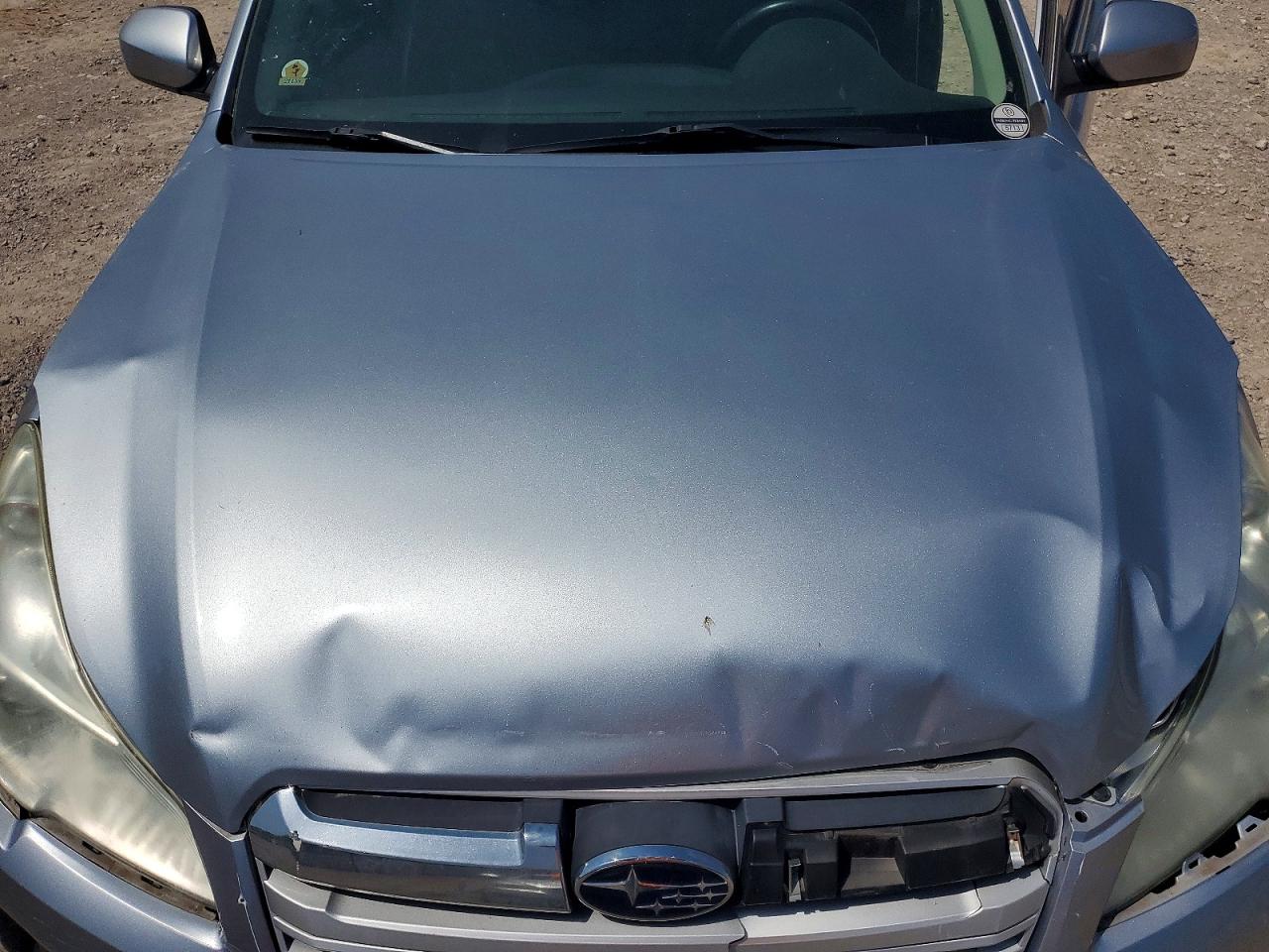 2014 Subaru Outback 2.5i Limited Silver vin: 4S4BRCLC6E3234683