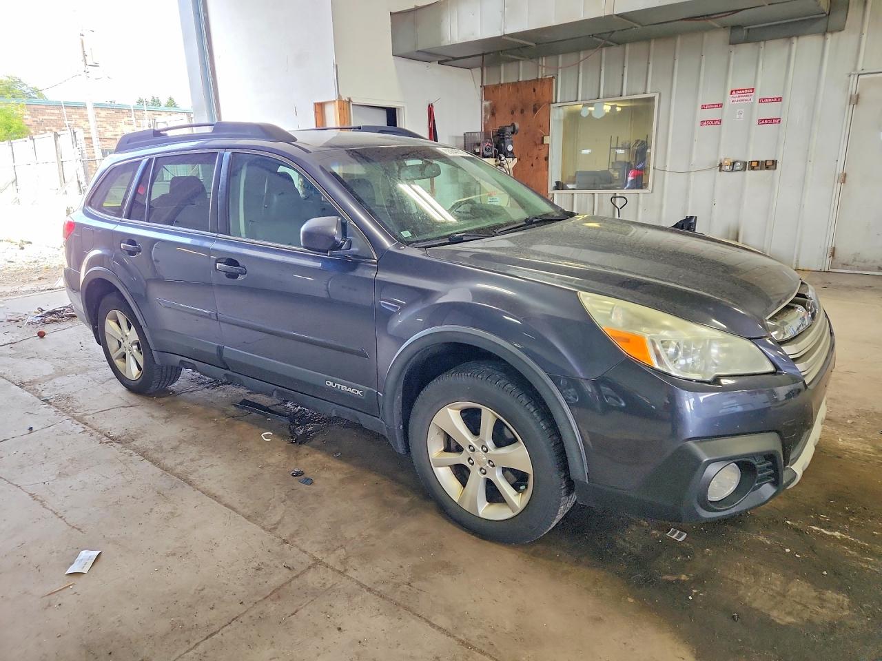 2014 Subaru Outback 2.5i Limited Blue vin: 4S4BRCLC6E3307907