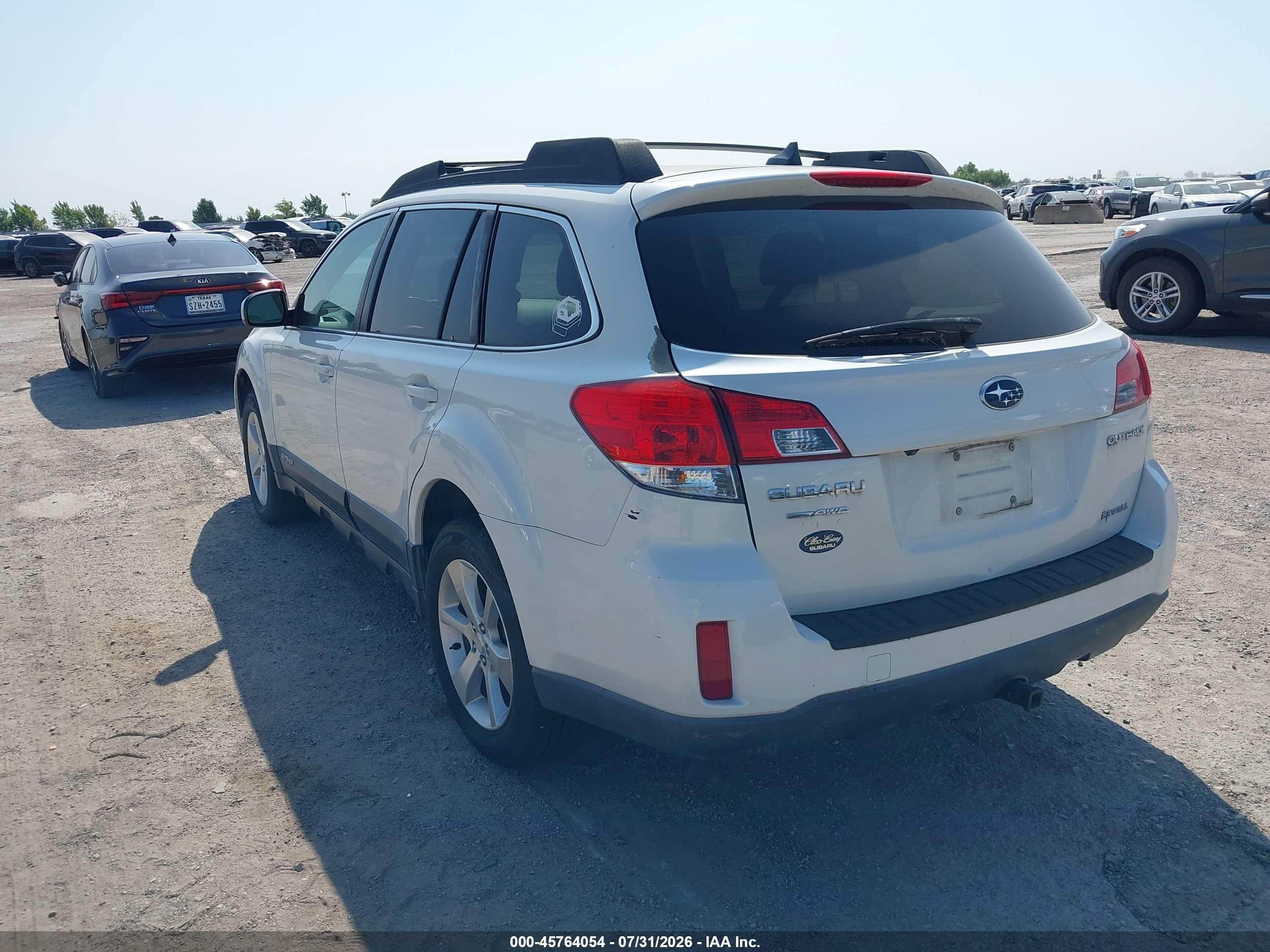 2014 Subaru Outback 2.5i Limited Белый vin: 4S4BRCLC6E3316381