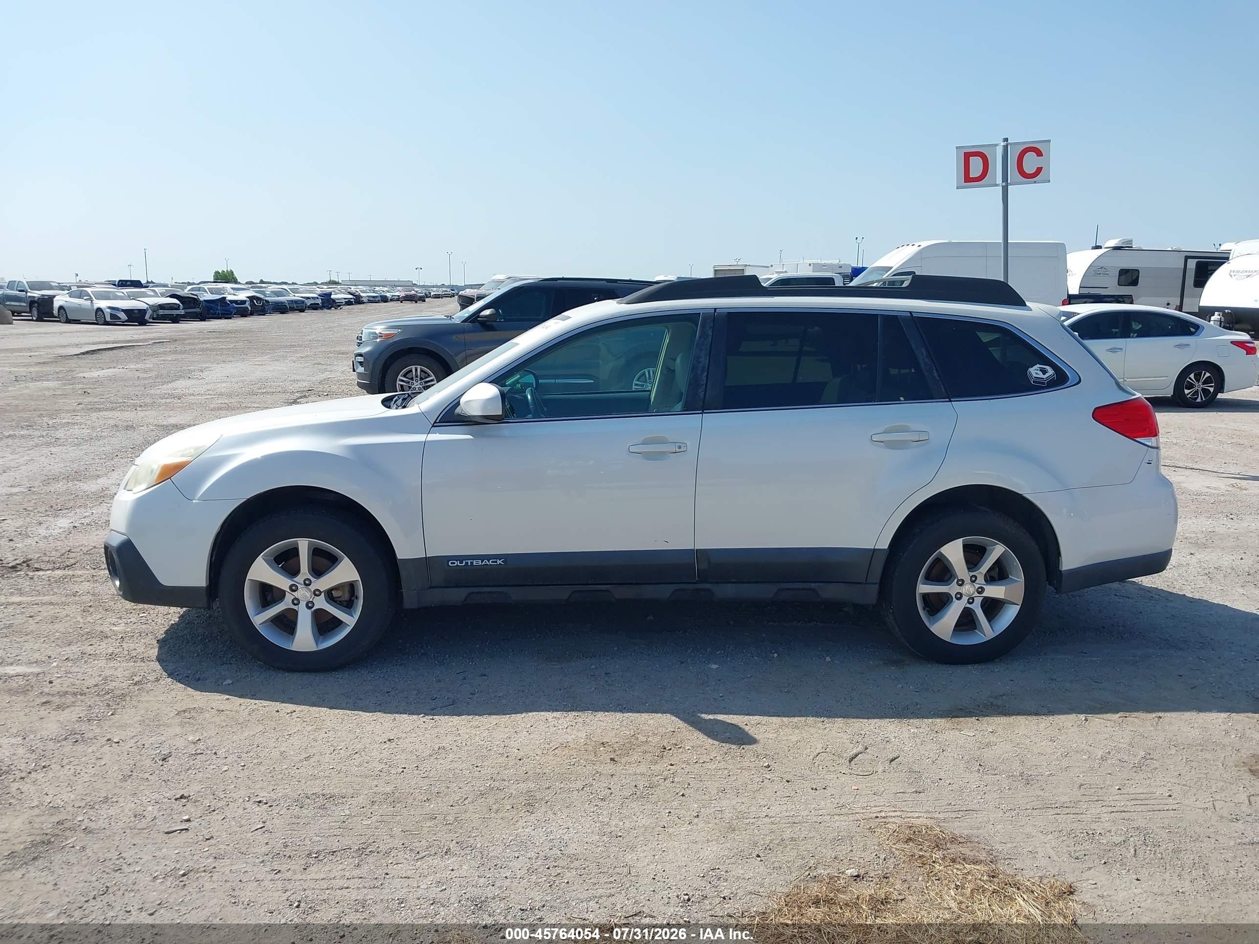 2014 Subaru Outback 2.5i Limited Белый vin: 4S4BRCLC6E3316381