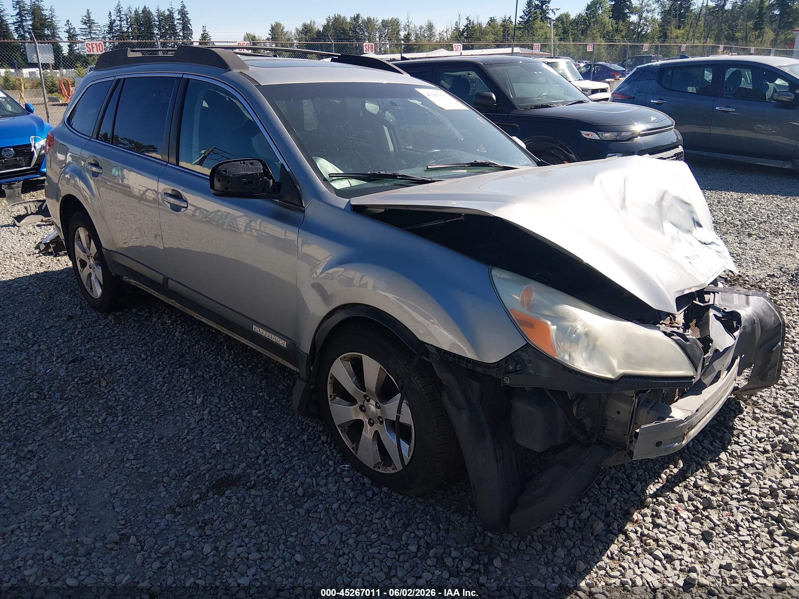 2011 Subaru Outback 2.5i Limited Silver vin: 4S4BRCLC7B3328437