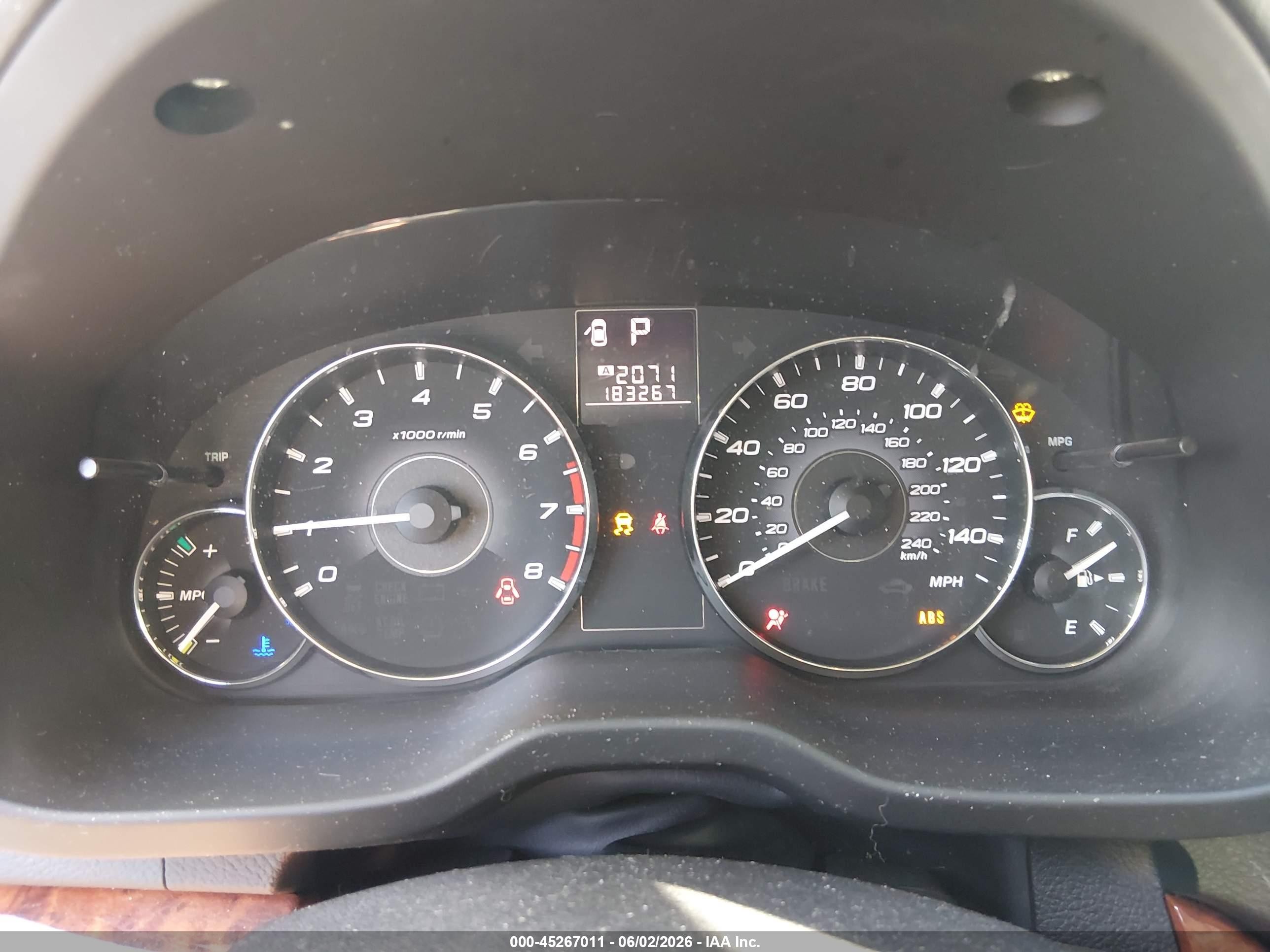 2011 Subaru Outback 2.5i Limited Silver vin: 4S4BRCLC7B3328437