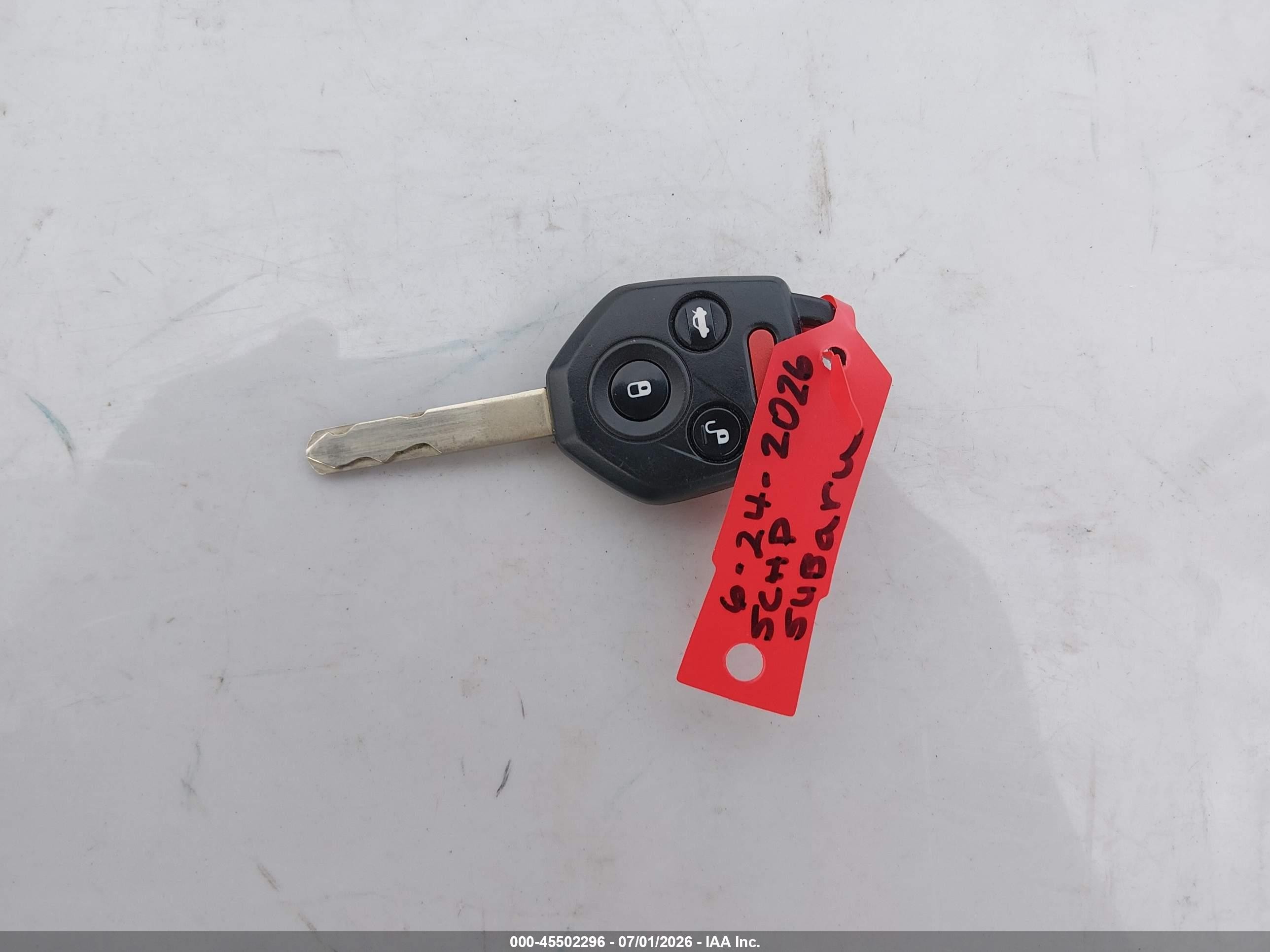 2011 Subaru Outback 2.5i Limited Red vin: 4S4BRCLC7B3333332