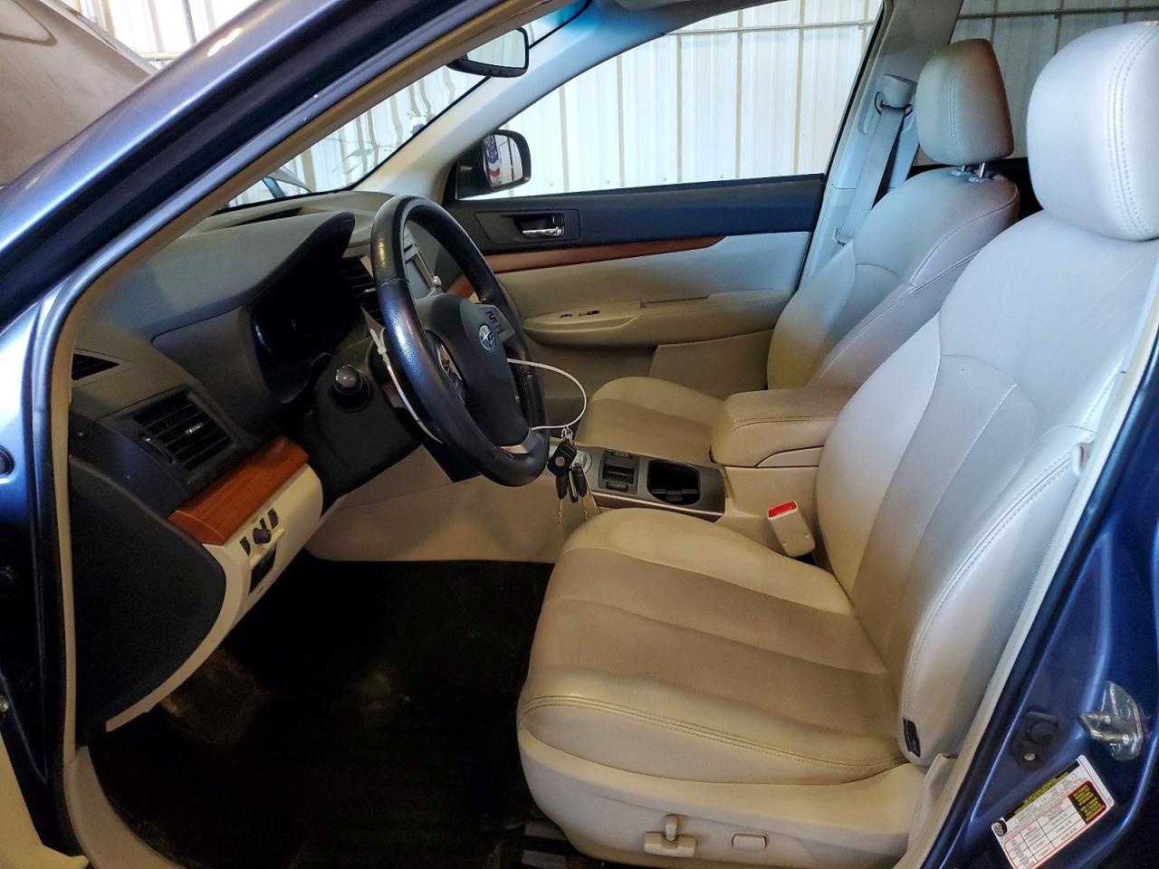 2014 Subaru Outback 2.5i Limited Синий vin: 4S4BRCLC7E3309603
