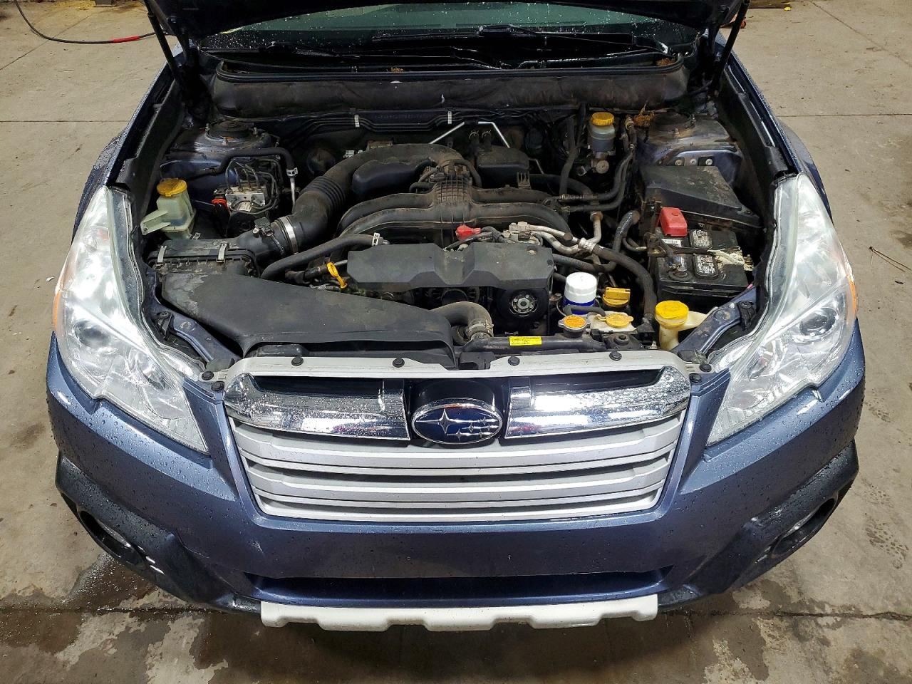 2014 Subaru Outback 2.5i Limited Синий vin: 4S4BRCLC7E3309603