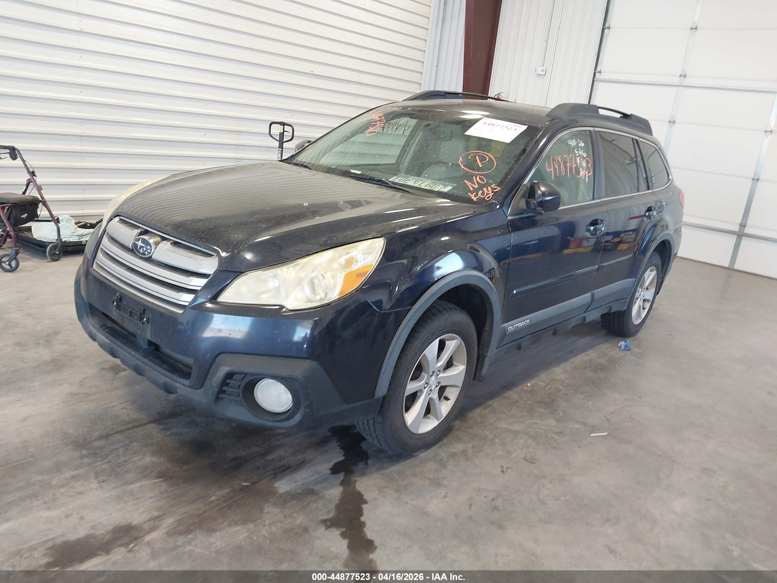 2014 Subaru Outback 2.5i Limited Blue vin: 4S4BRCLC8E3251985