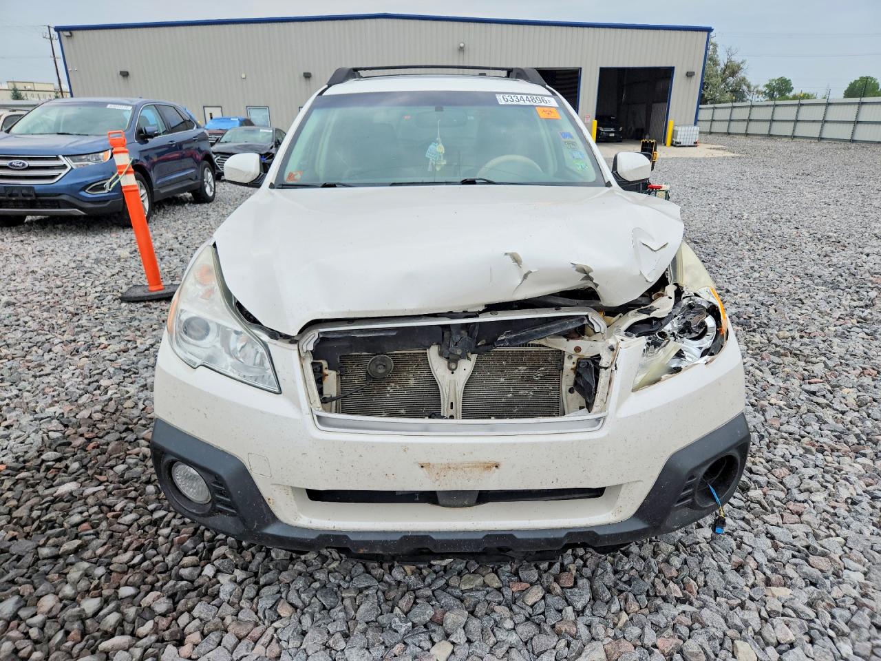 2014 Subaru Outback 2.5i Limited Белый vin: 4S4BRCLC8E3309738