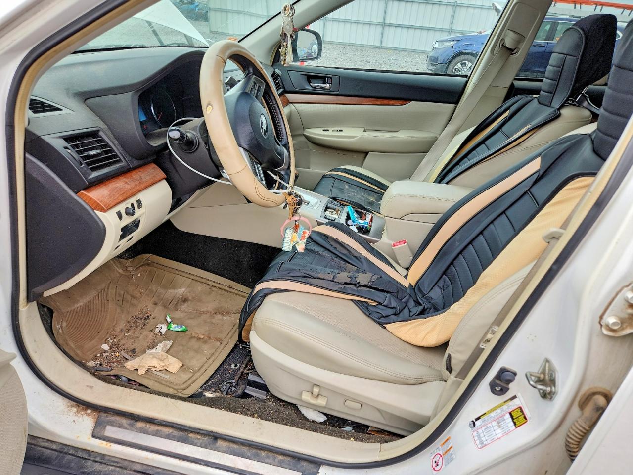 2014 Subaru Outback 2.5i Limited Белый vin: 4S4BRCLC8E3309738