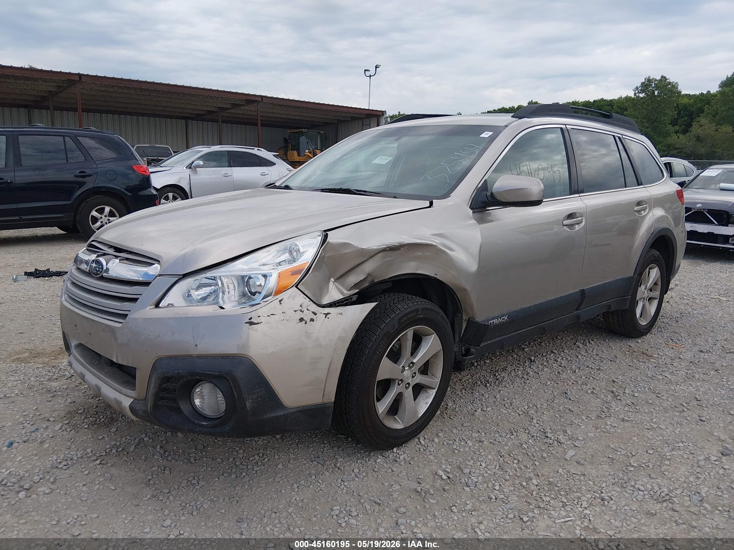 2014 Subaru Outback 2.5i Limited Бежевый vin: 4S4BRCLC8E3325454