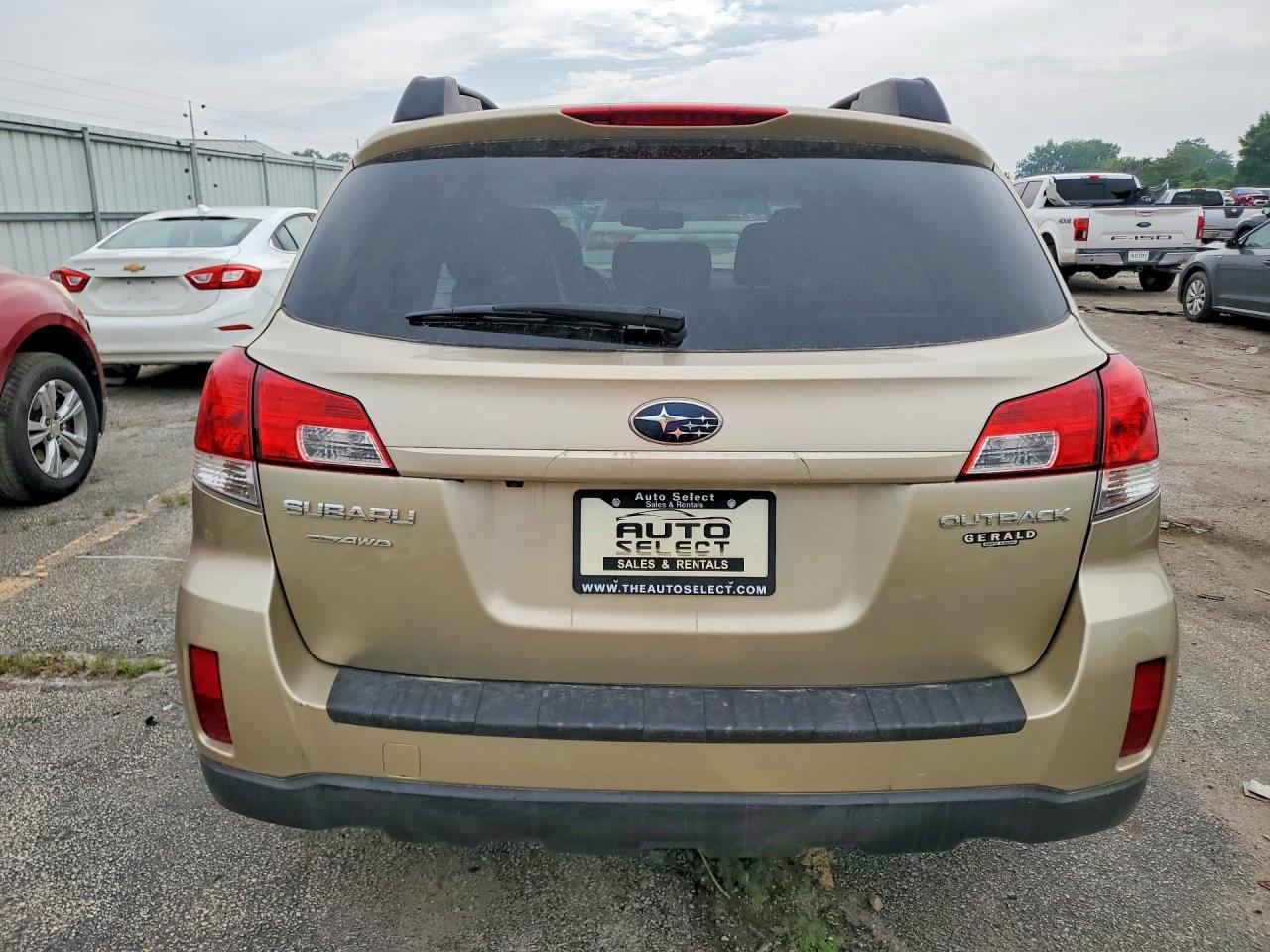 2010 Subaru Outback 2.5i Limited Gold vin: 4S4BRCLC9A3327241