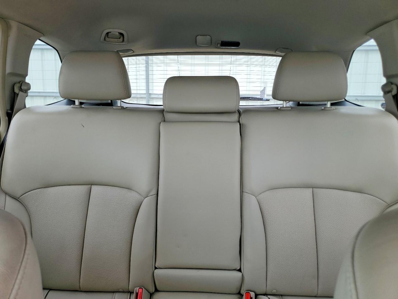 2010 Subaru Outback 2.5i Limited Gold vin: 4S4BRCLC9A3327241