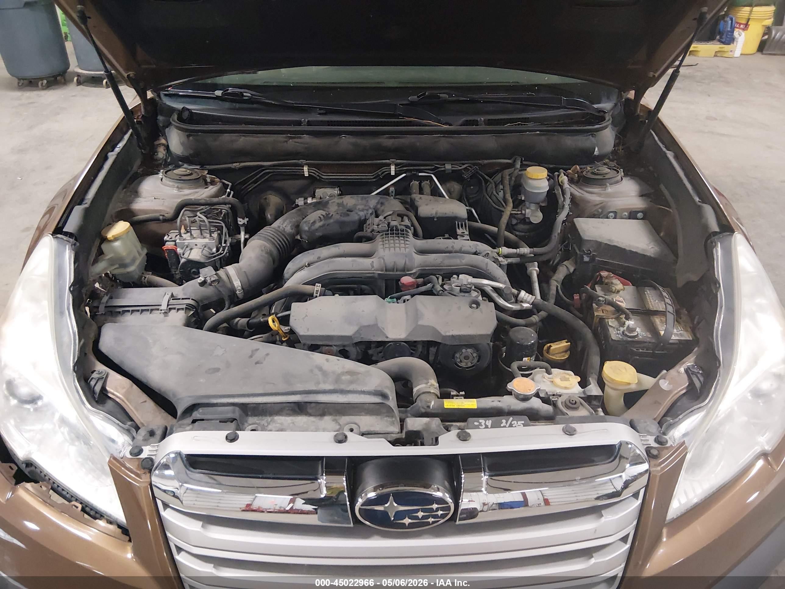 2013 Subaru Outback 2.5i Limited Brown vin: 4S4BRCLC9D3225264