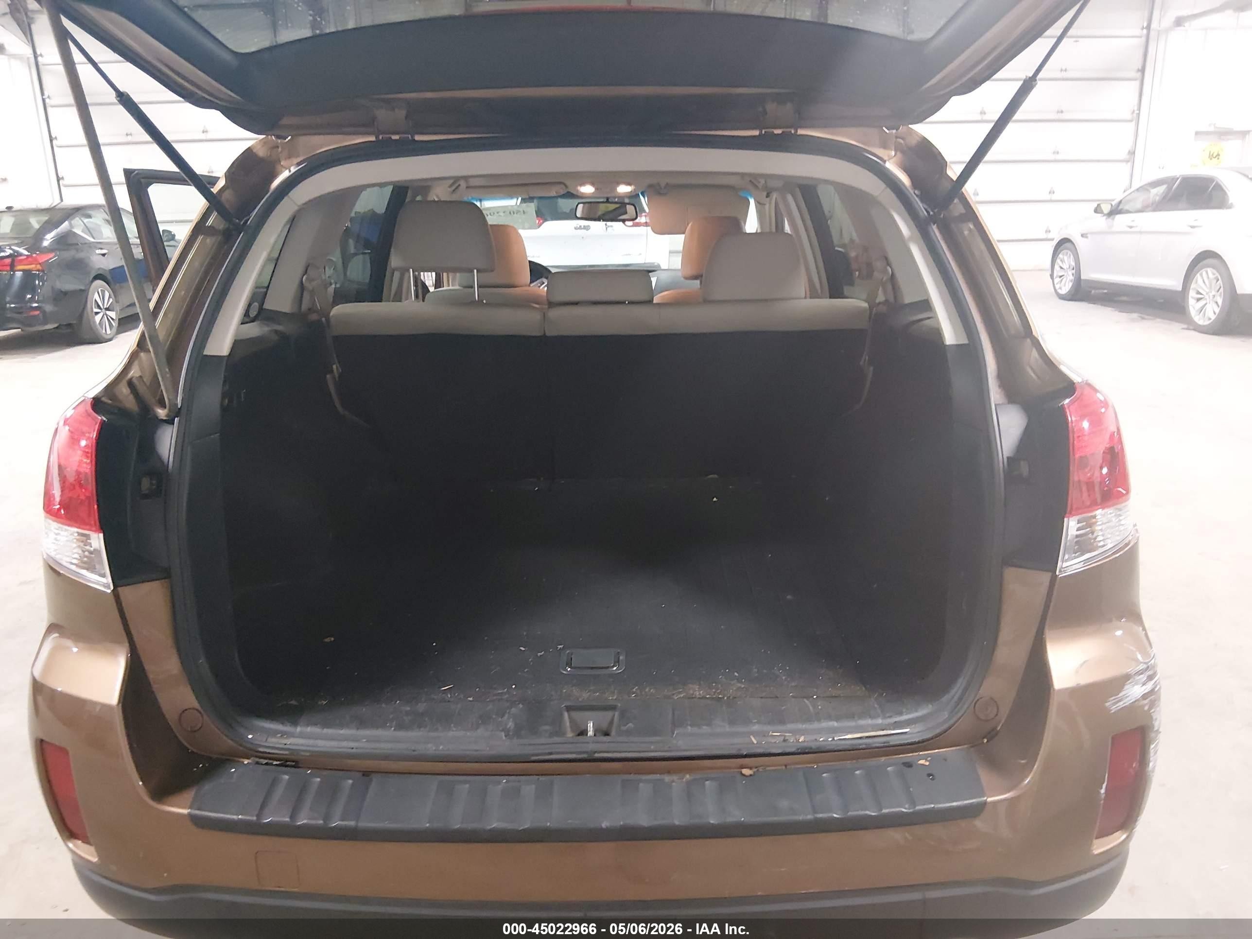 2013 Subaru Outback 2.5i Limited Brown vin: 4S4BRCLC9D3225264