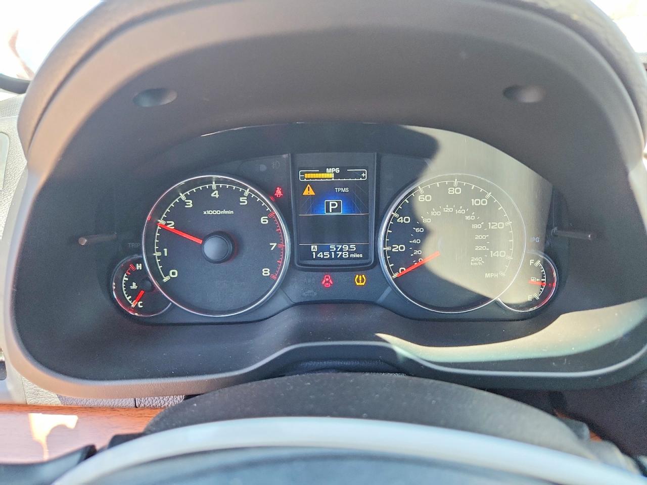 2014 Subaru Outback 2.5i Limited Gray vin: 4S4BRCLC9E3251509