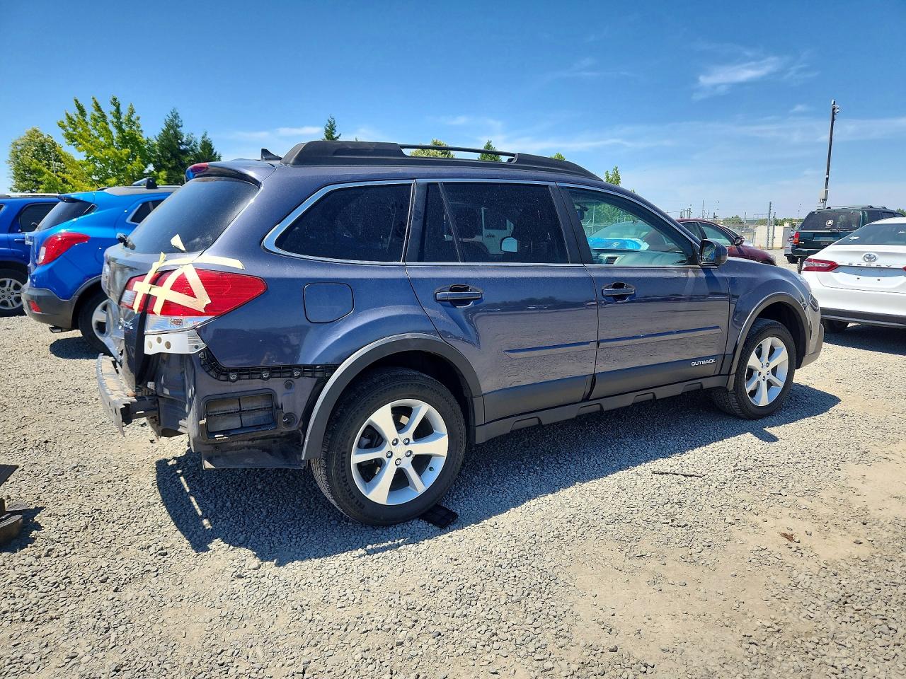 2014 Subaru Outback 2.5i Limited Gray vin: 4S4BRCLC9E3251509