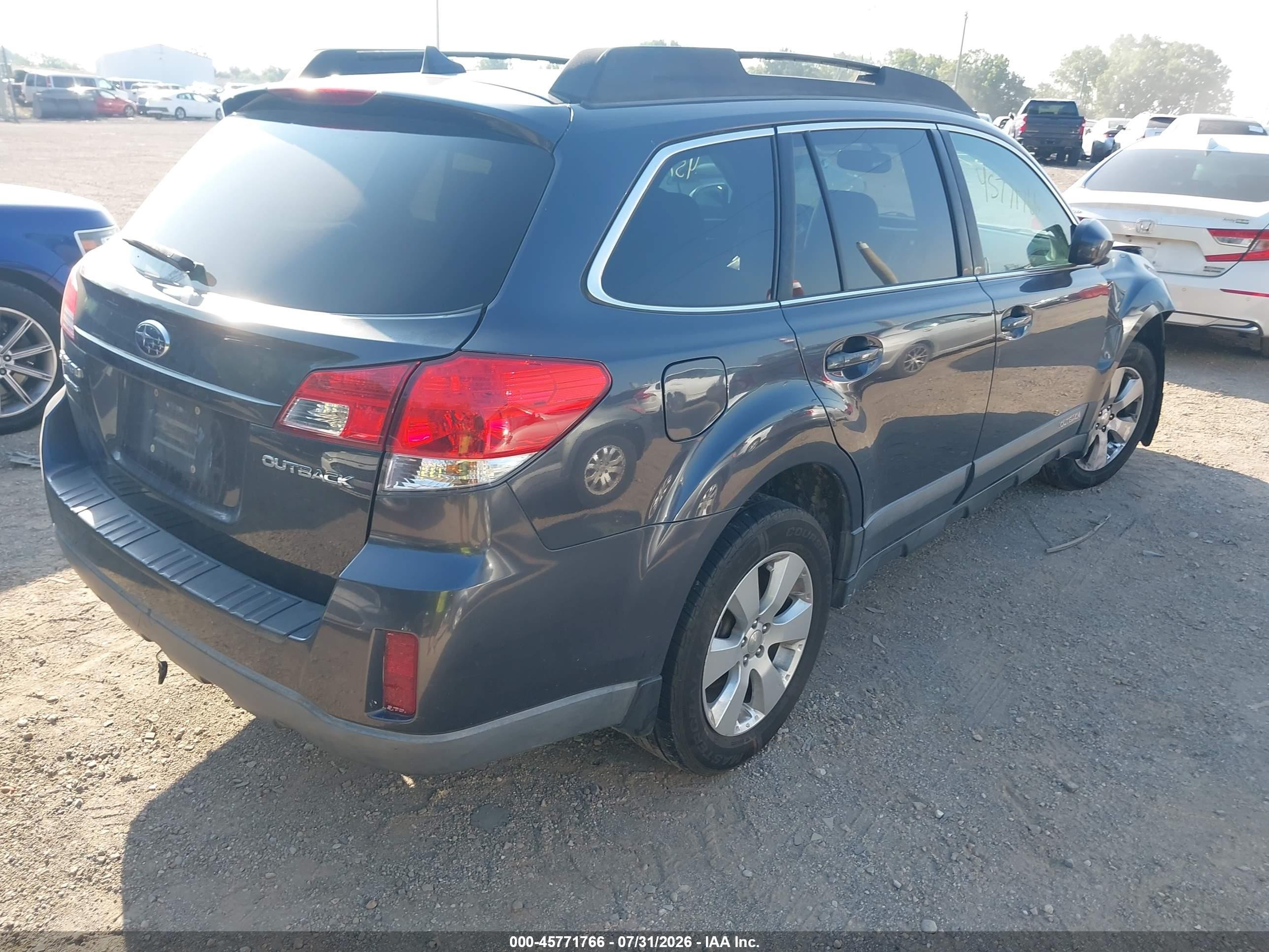 2011 Subaru Outback 2.5i Limited Серый vin: 4S4BRCLCXB3351226
