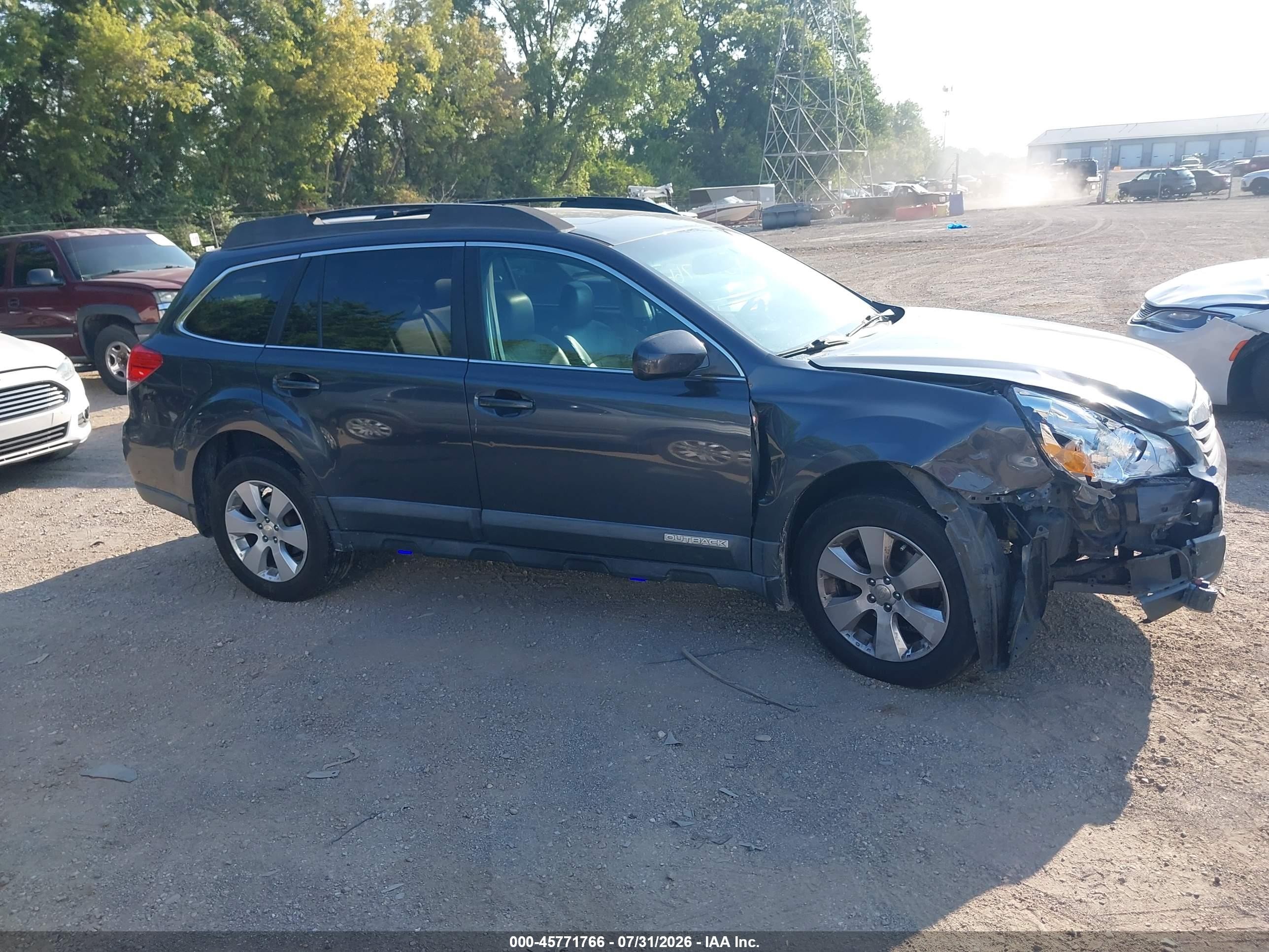 2011 Subaru Outback 2.5i Limited Серый vin: 4S4BRCLCXB3351226